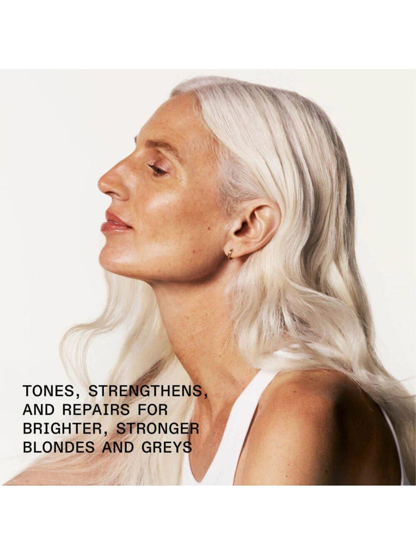 Image 3 of 5 of Olaplex No.4P Blonde Enhancher Toning Shampoo 1000ml
