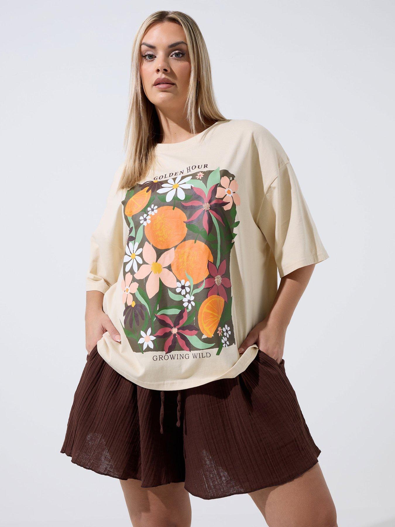 Image 1 of 4 of Yours Curve Floral Beaded T-Shirt - Black