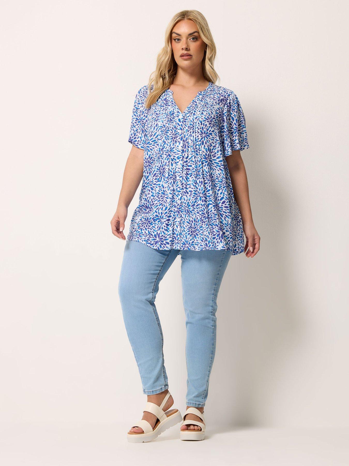 Image 3 of 4 of Yours Curve Floral Pintuck Blouse - Blue