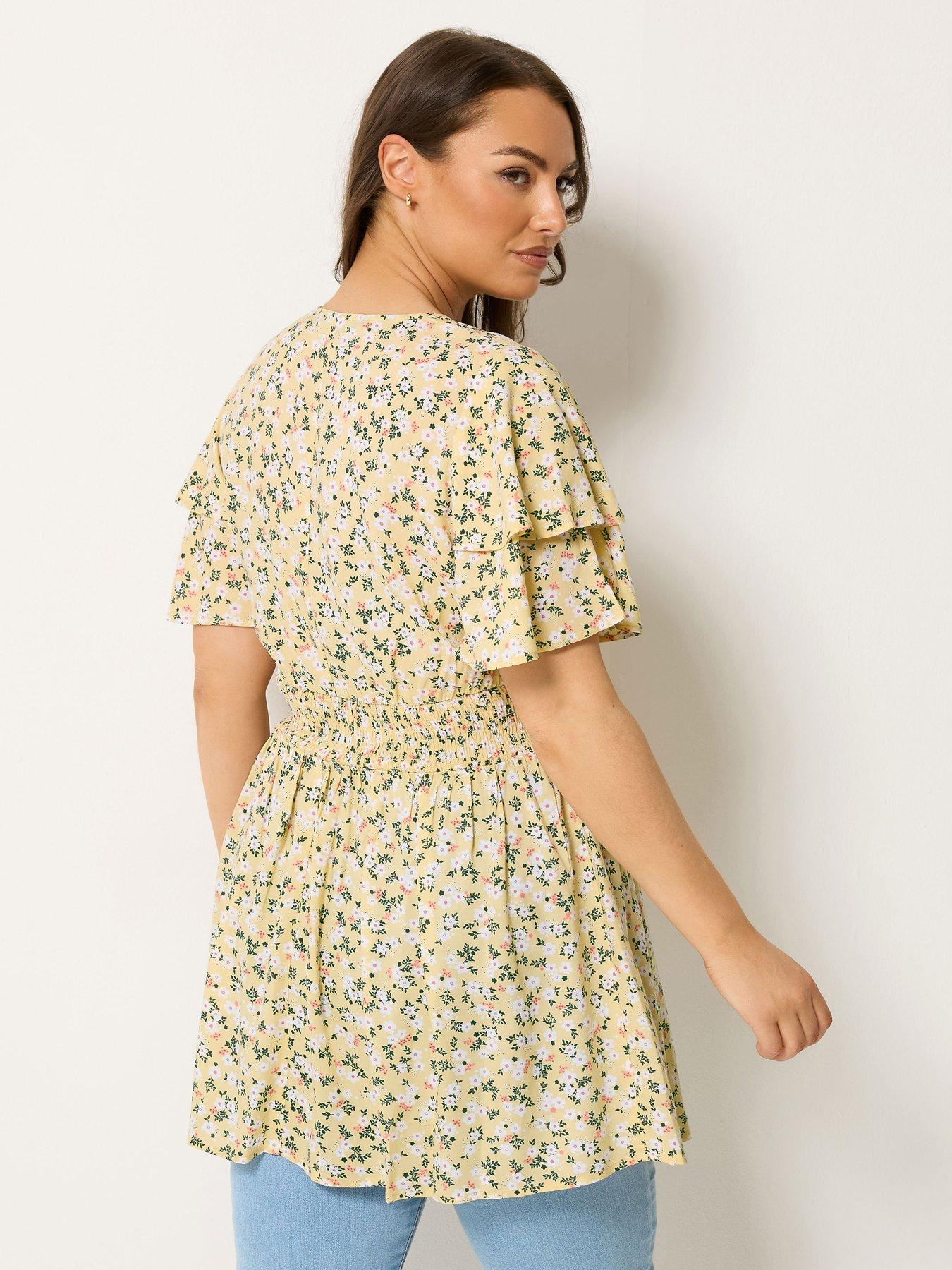 Image 2 of 5 of Yours Curve Floral Flutter Sleeve Top - Yellow