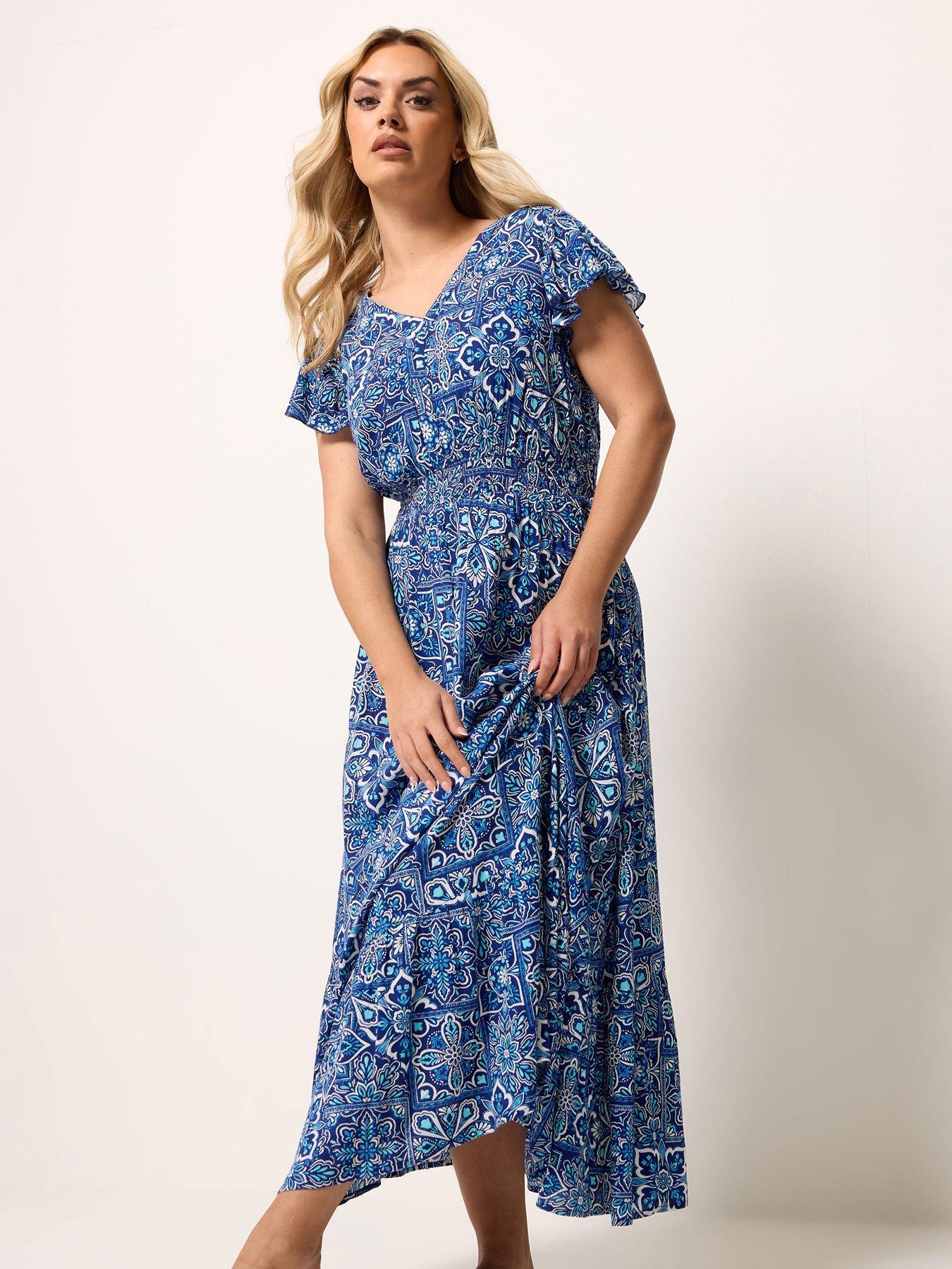 Yours Curve Tile Print Crinkle Maxi Dress - Blue