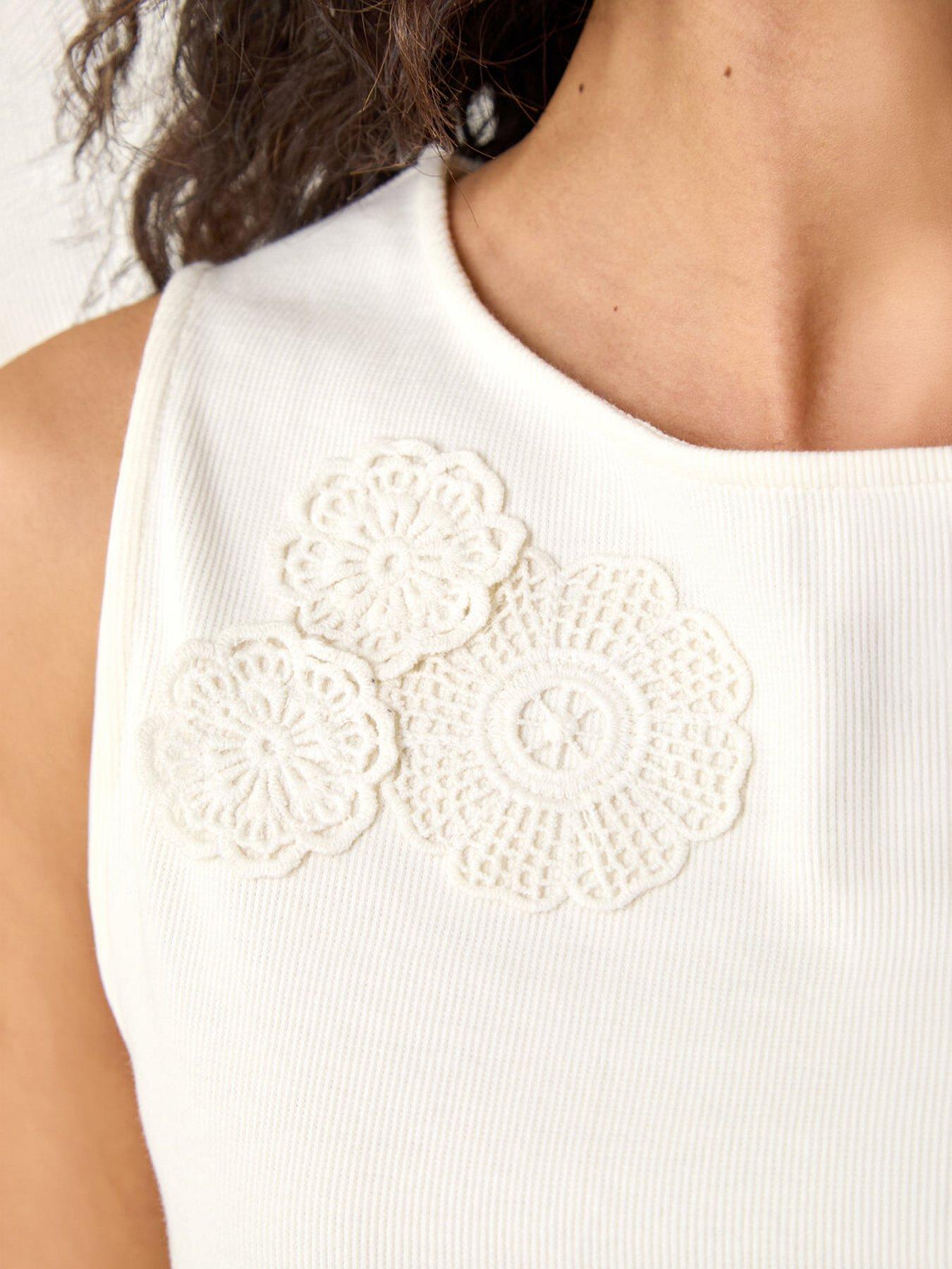 Image 4 of 5 of Roman Dusk Floral Embroidered Top
