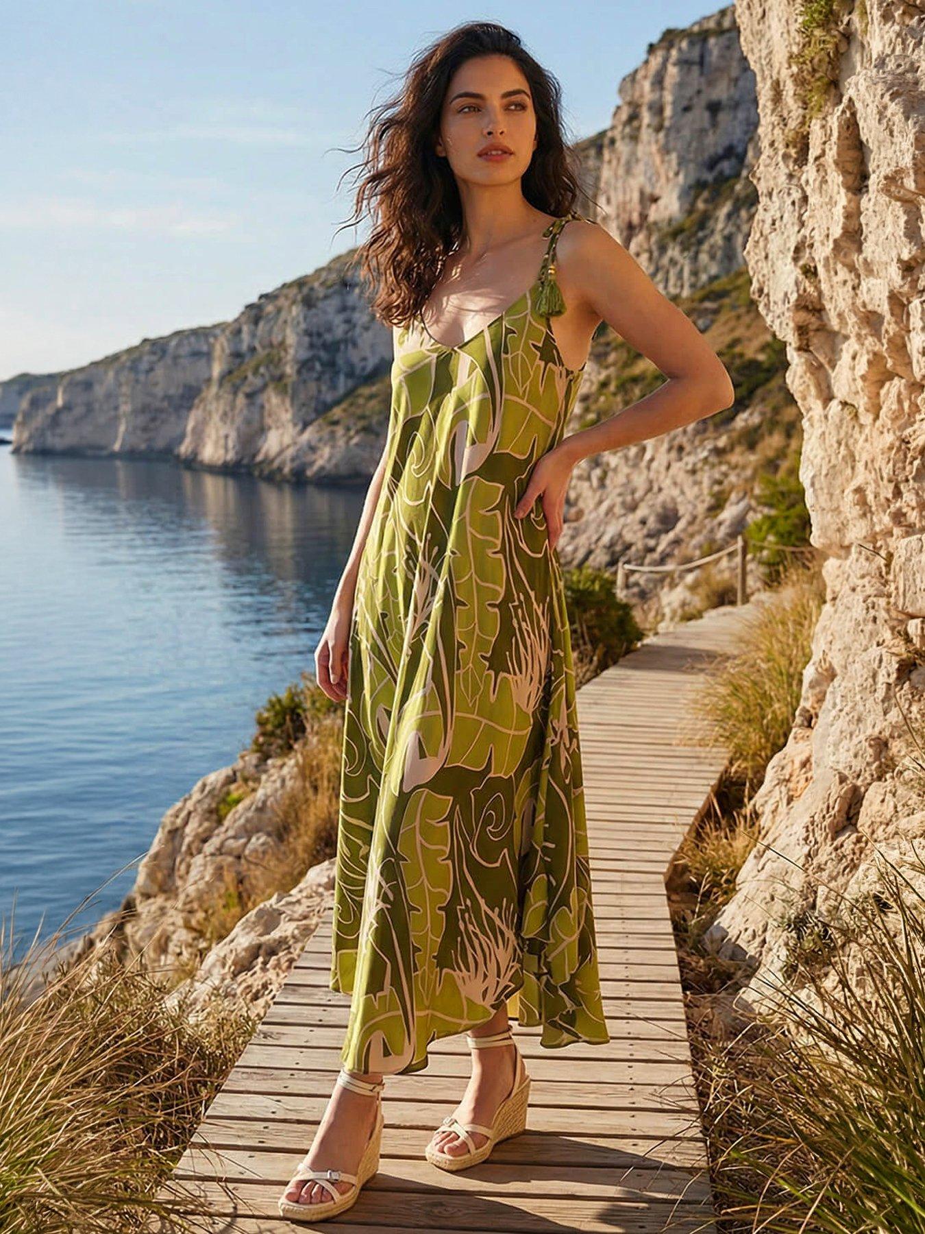 Roman Dusk Leaf Print Tassel Maxi Dress