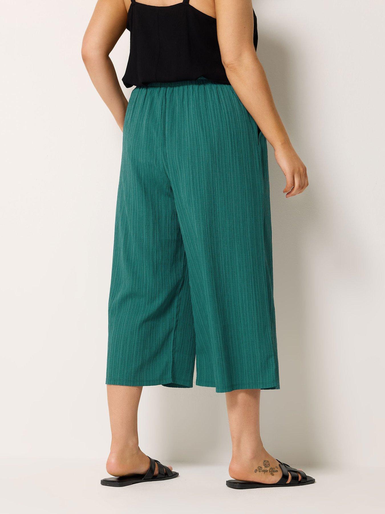 Image 2 of 4 of Yours Curve Textured Crop Trousers - Green