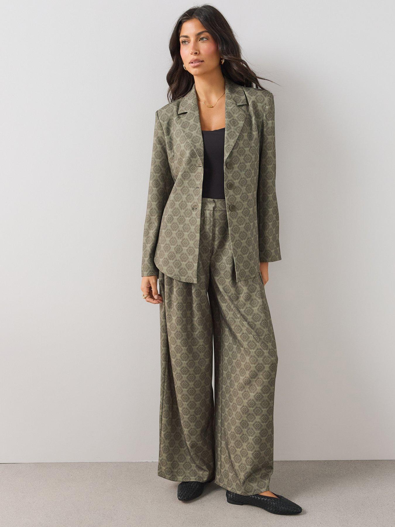 Image 1 of 7 of The Very Collection The Very Collection Womens Printed Wide Leg Co-Ord Trousers - Green