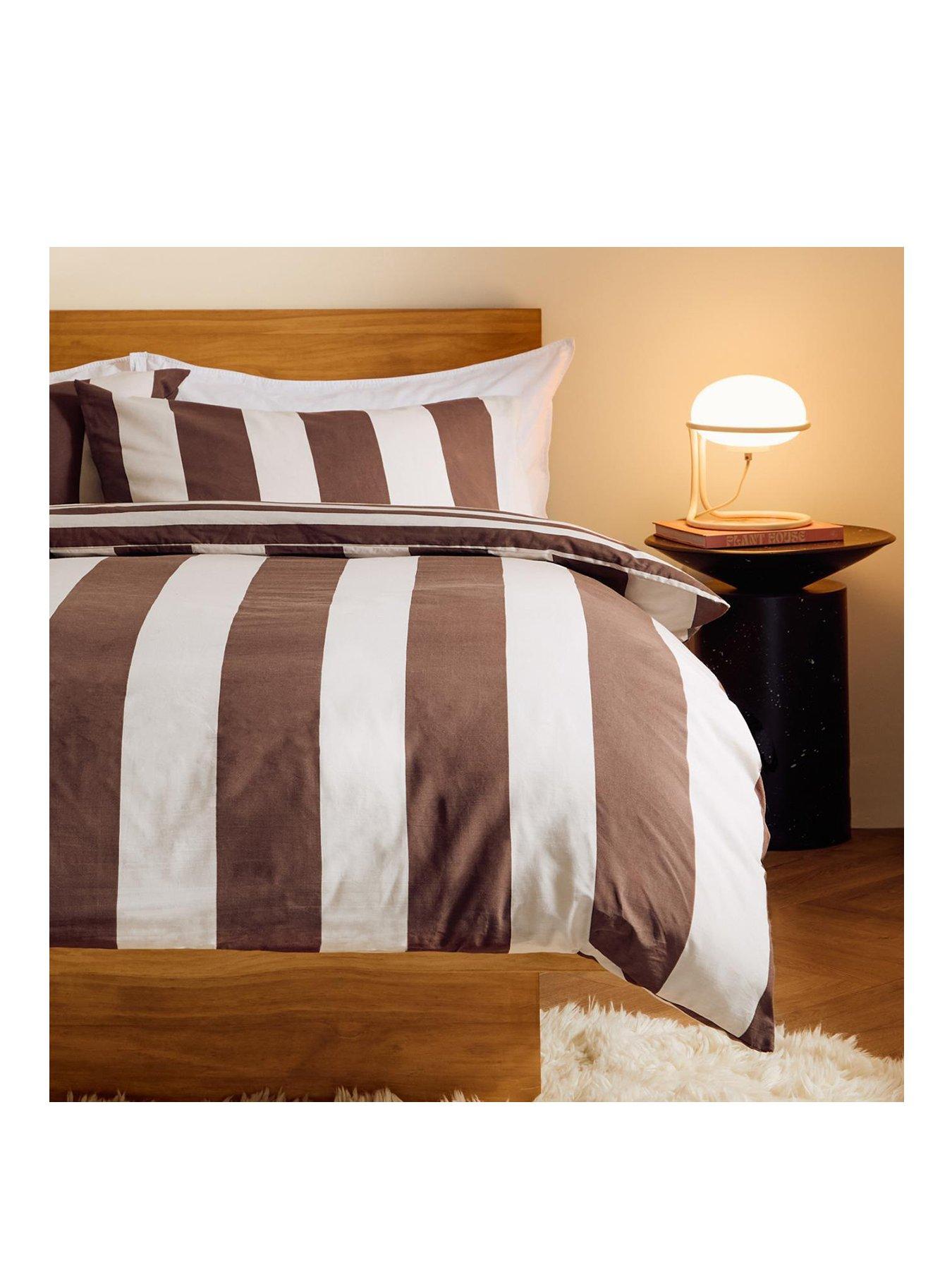 Image 2 of 3 of Made Donni Duvet Set Chocolate