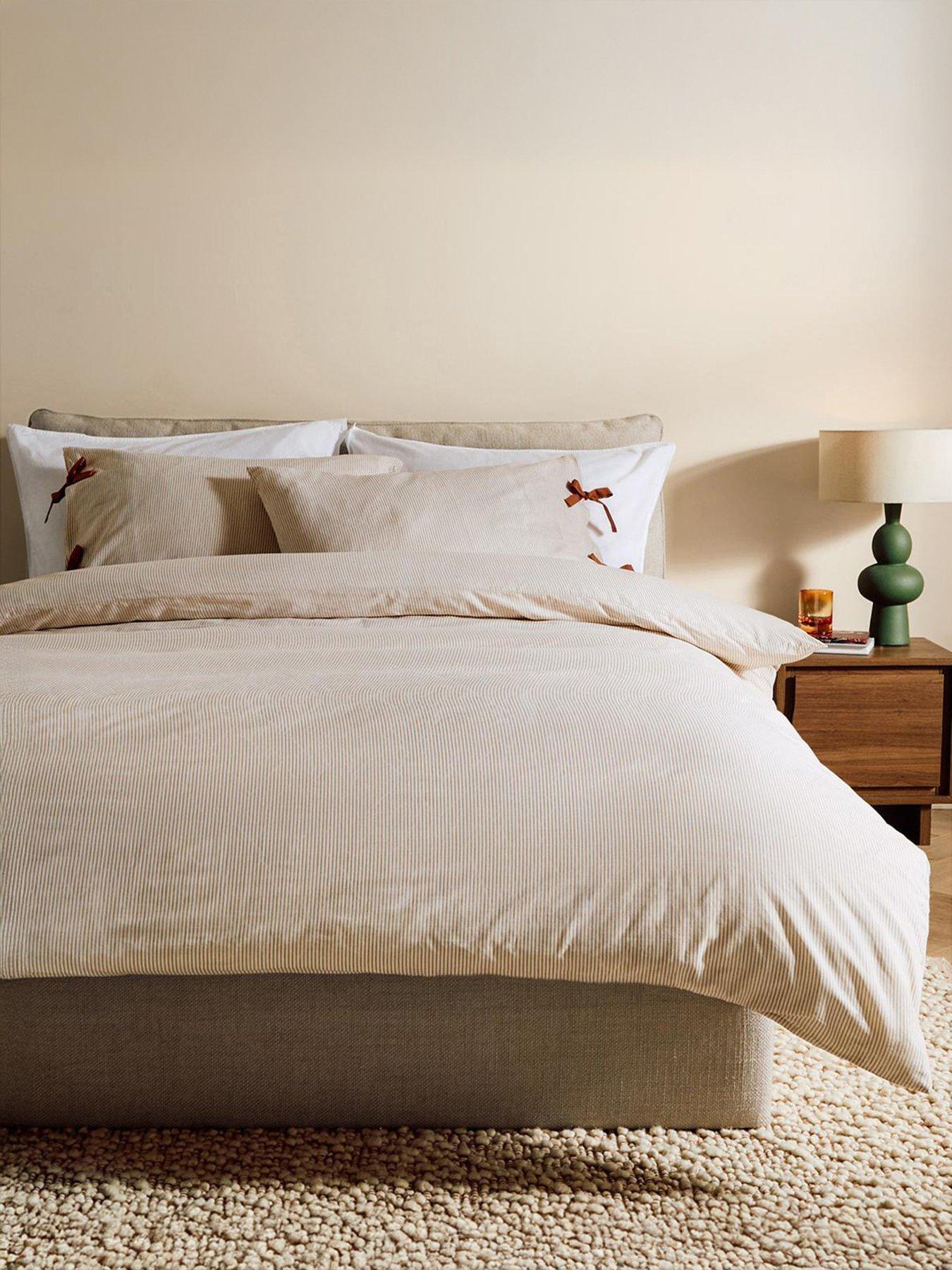 Image 1 of 3 of Made Ansel Duvet Set Natural