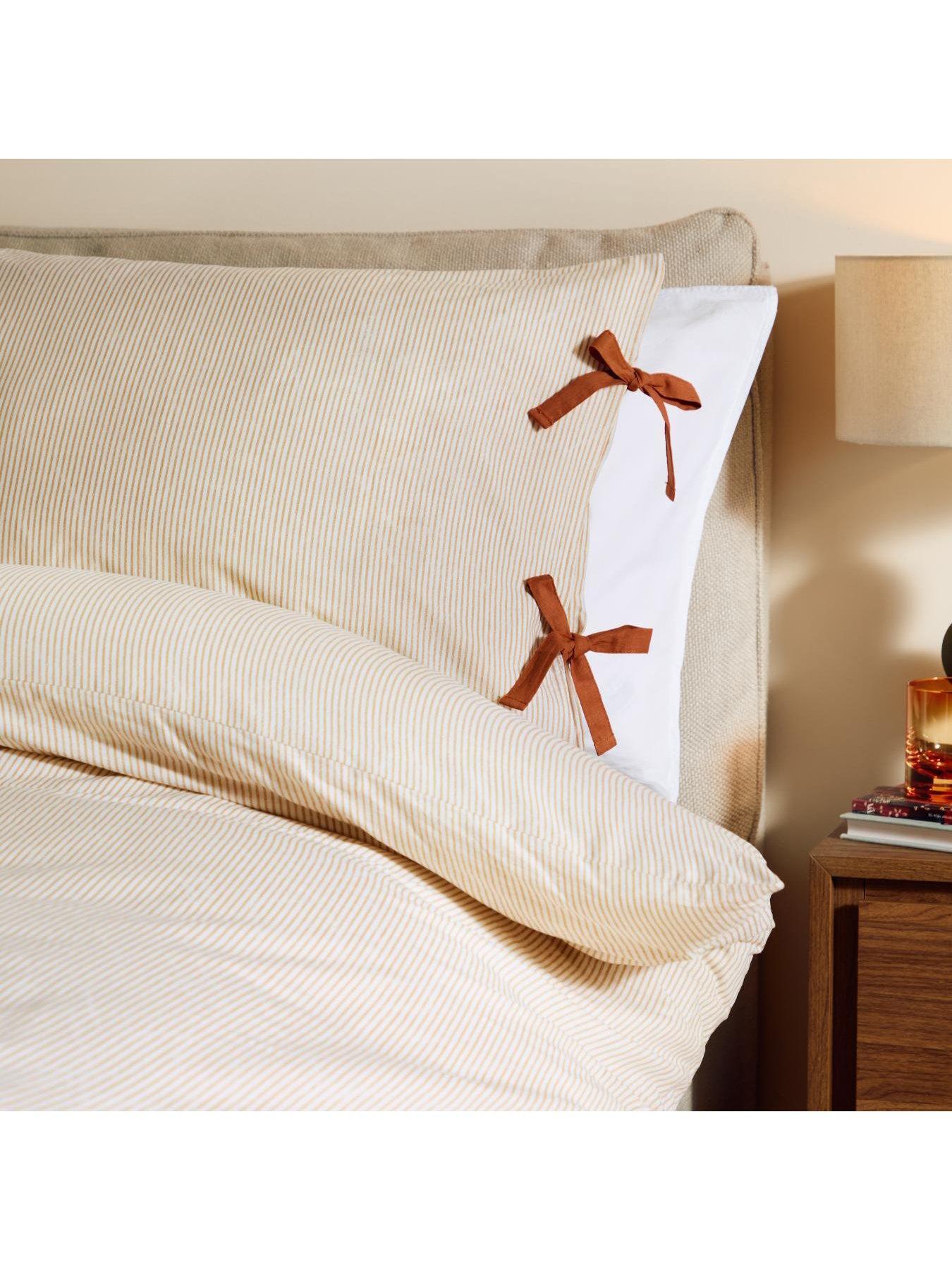 Image 3 of 3 of Made Ansel Duvet Set Natural