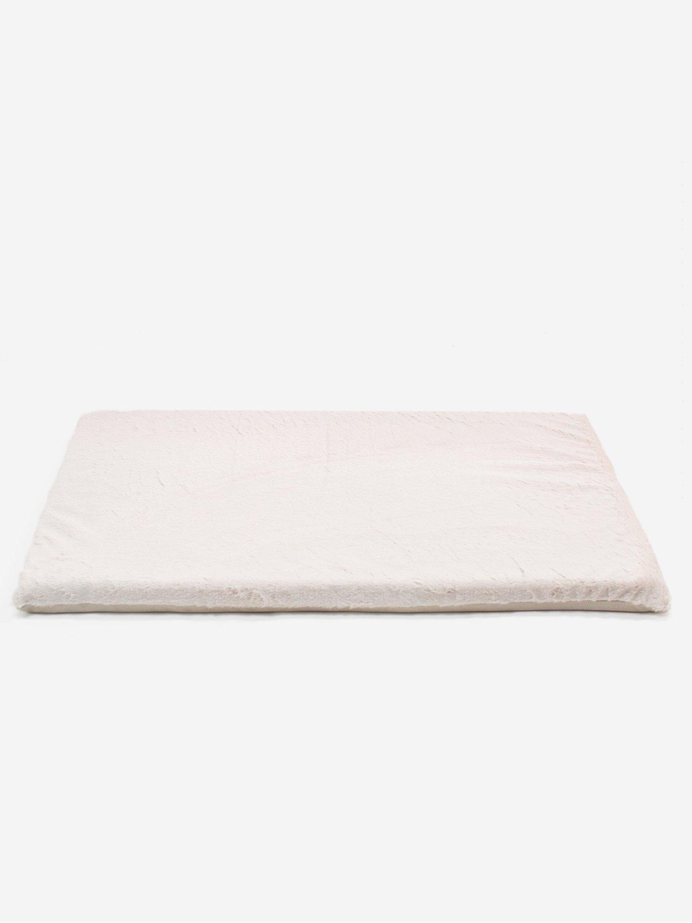 Lords and Labradors Lords & Labradors Essentials Twill Crate Mat Linen ...