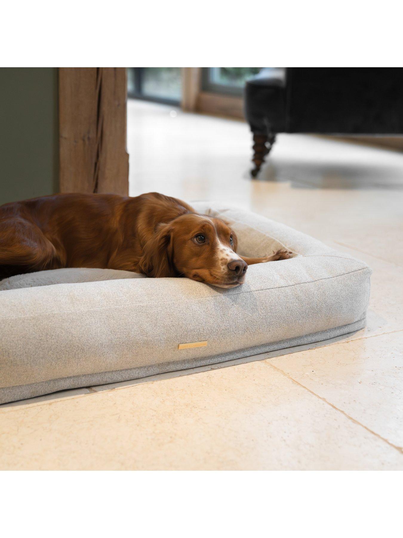 Image 5 of 5 of Lords and Labradors Comfort Cube Dog Bed in Ivory by Lords &amp; Labradors