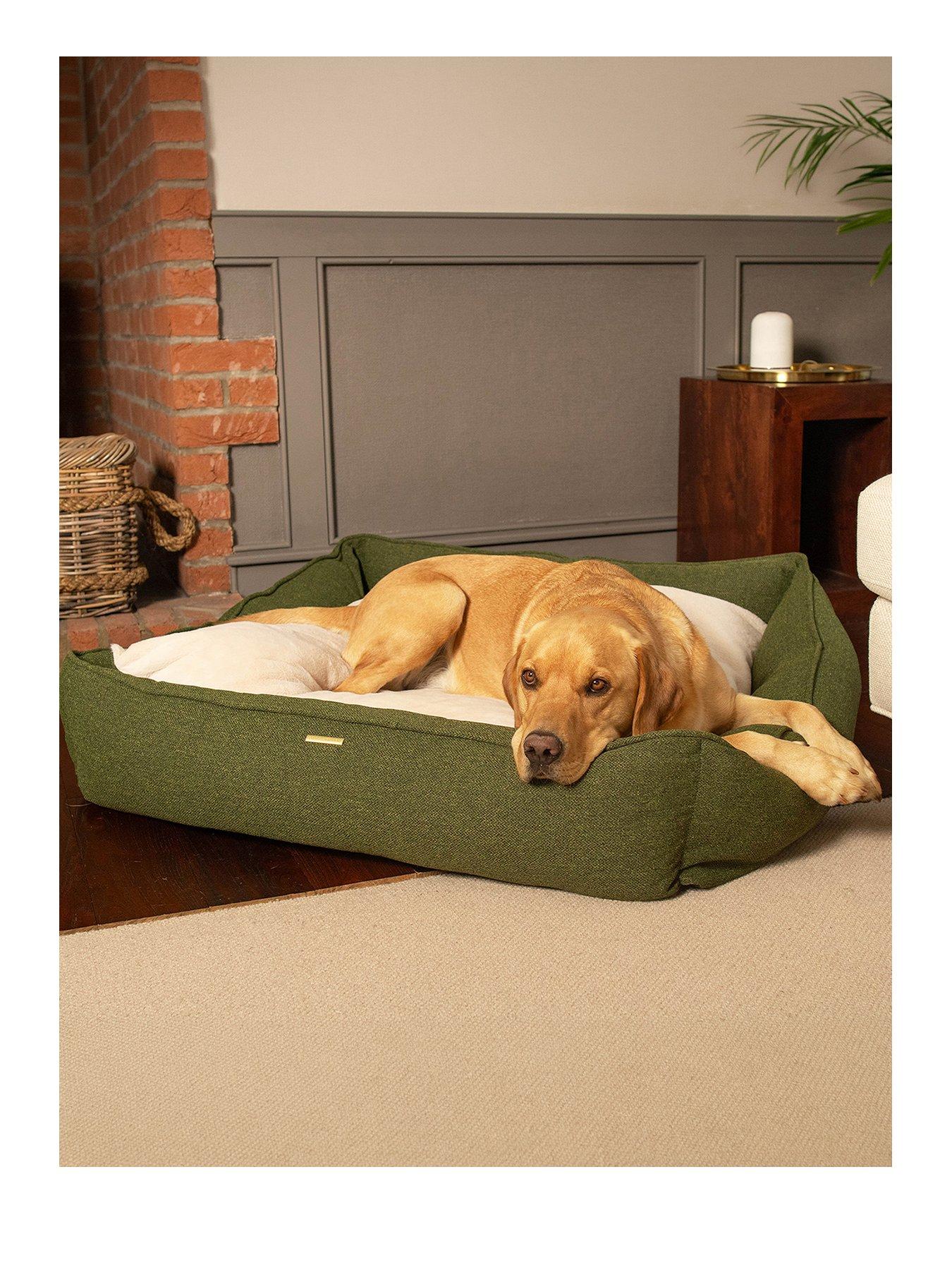 Lords and Labradors L & L Box Bed Orkney Moss L/30