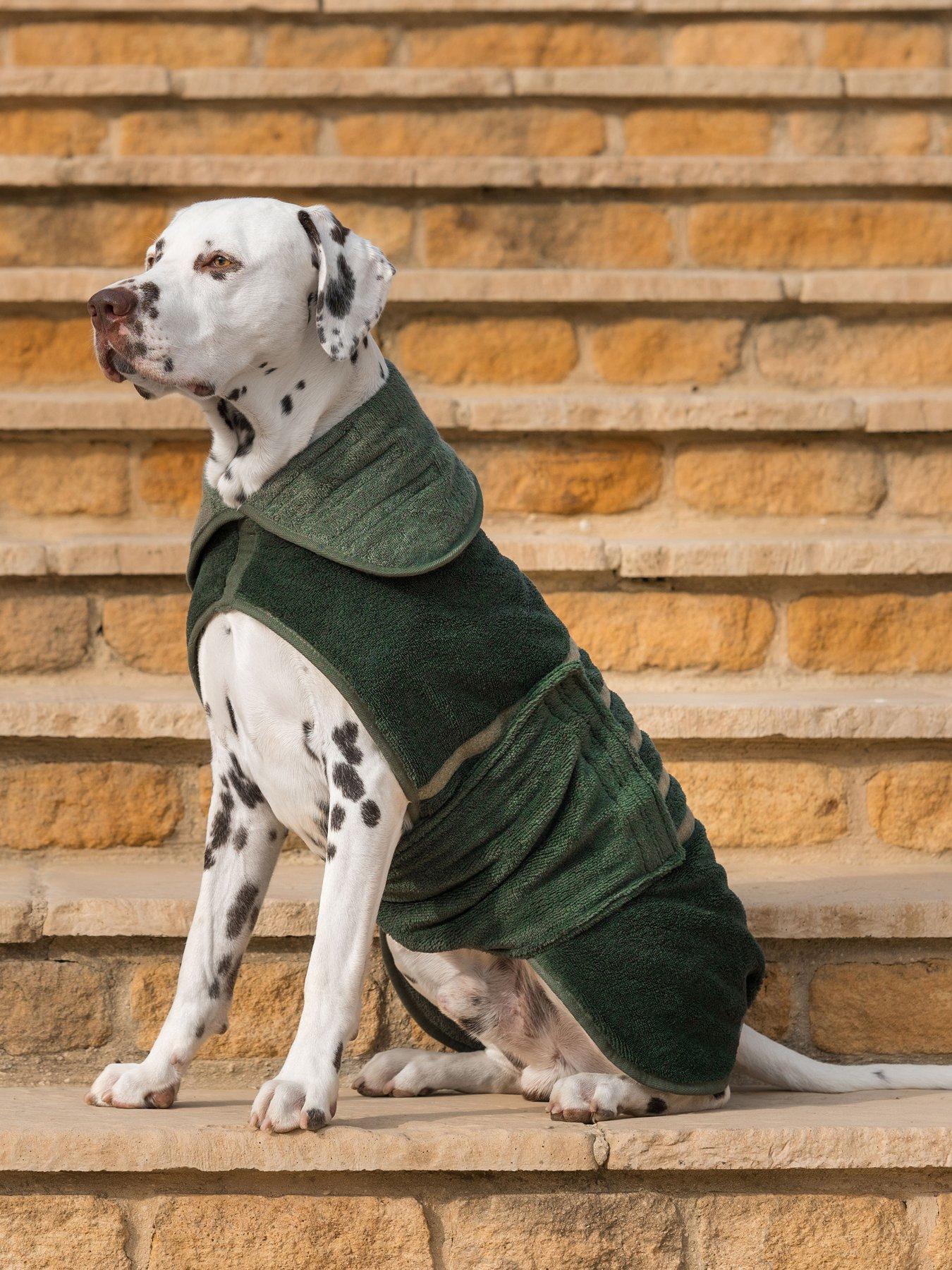Image 5 of 6 of Lords and Labradors Bamboo Drying Coat in Fir by Lords &amp; Labradors