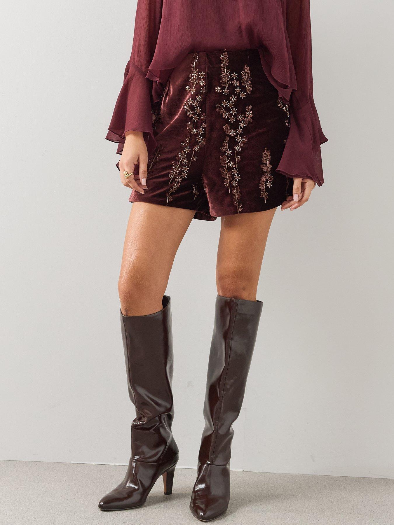 Image 4 of 7 of The Very Collection Womens Velvet Embellished High Waisted Shorts - Burgundy
