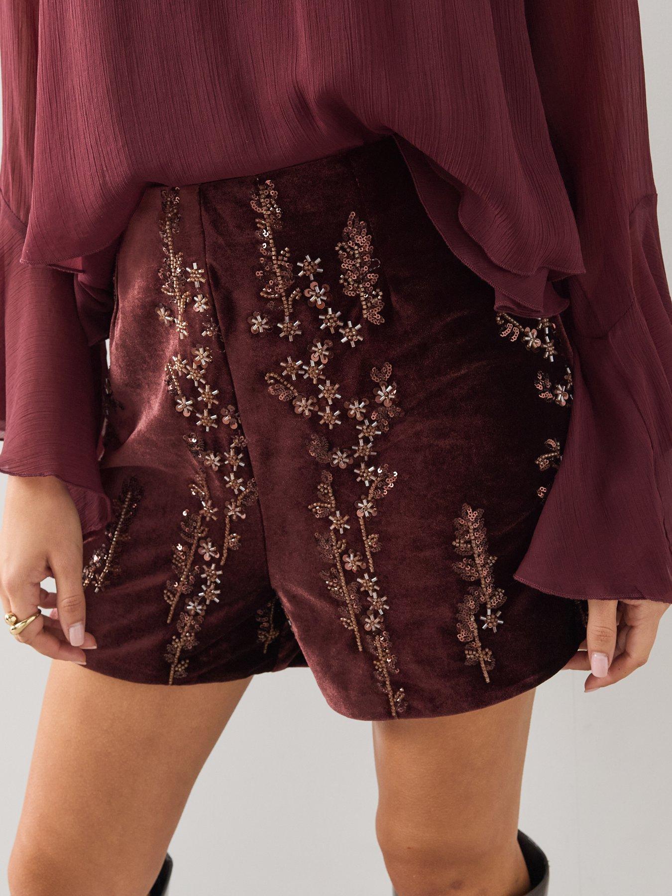 Image 5 of 7 of The Very Collection Womens Velvet Embellished High Waisted Shorts - Burgundy