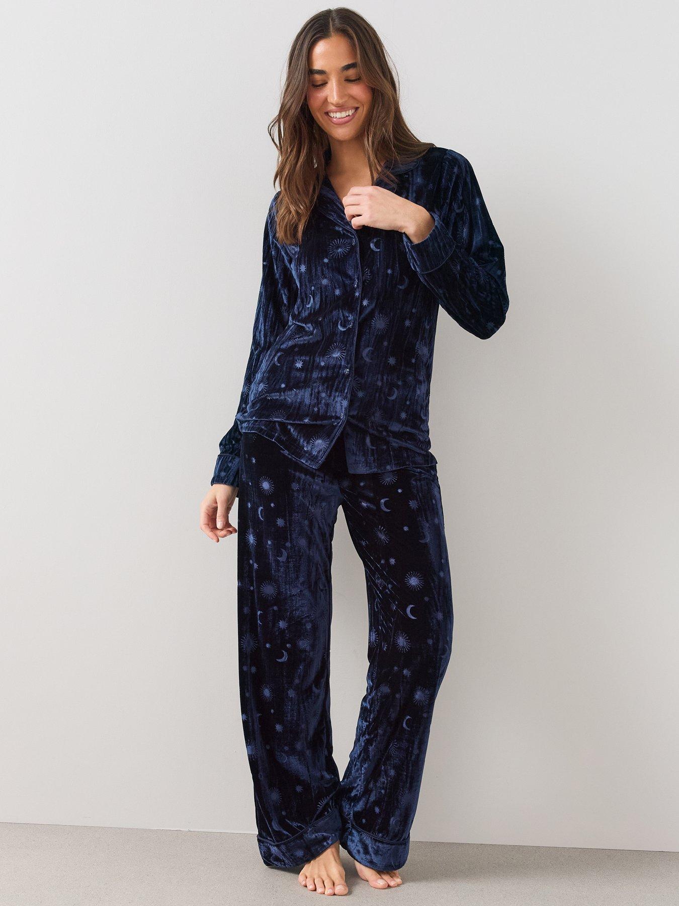 Image 3 of 6 of The Very Collection Velvet Revere Printed Pyjama Set - Navy