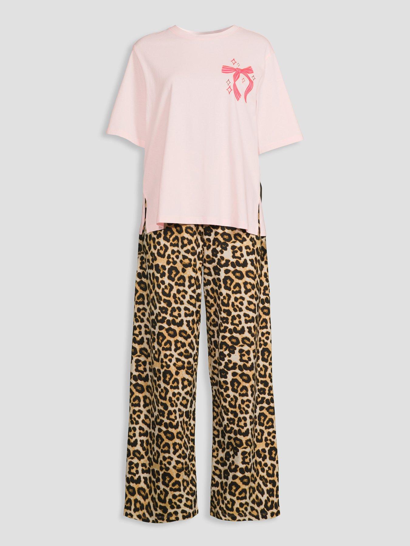 Image 7 of 7 of The Very Collection Cotton Rich Oversized Graphic Pyjama Set - Pink/Leopard