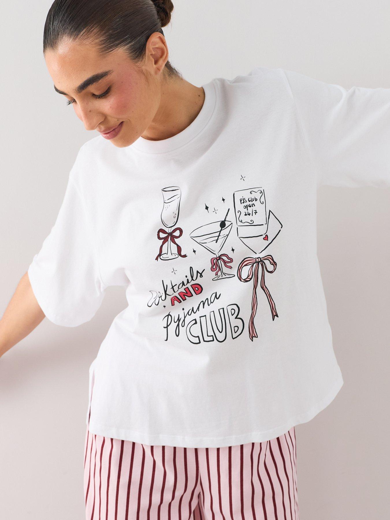 Image 4 of 6 of The Very Collection Cotton Rich Oversized Graphic Pyjama Set