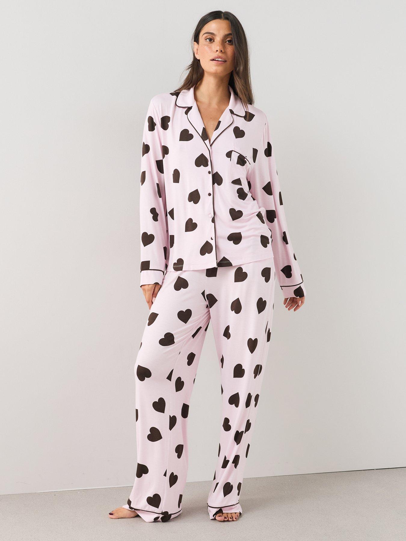 Image 3 of 7 of The Very Collection Jersey Revere Heart Print Pyjama Set - Pink