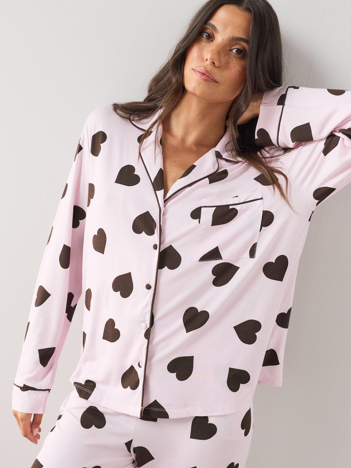 Image 5 of 7 of The Very Collection Jersey Revere Heart Print Pyjama Set - Pink