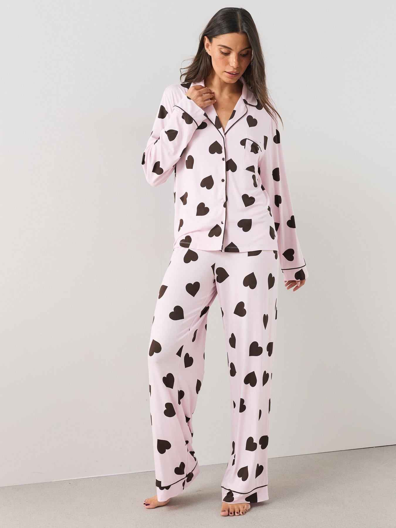 Image 6 of 7 of The Very Collection Jersey Revere Heart Print Pyjama Set - Pink
