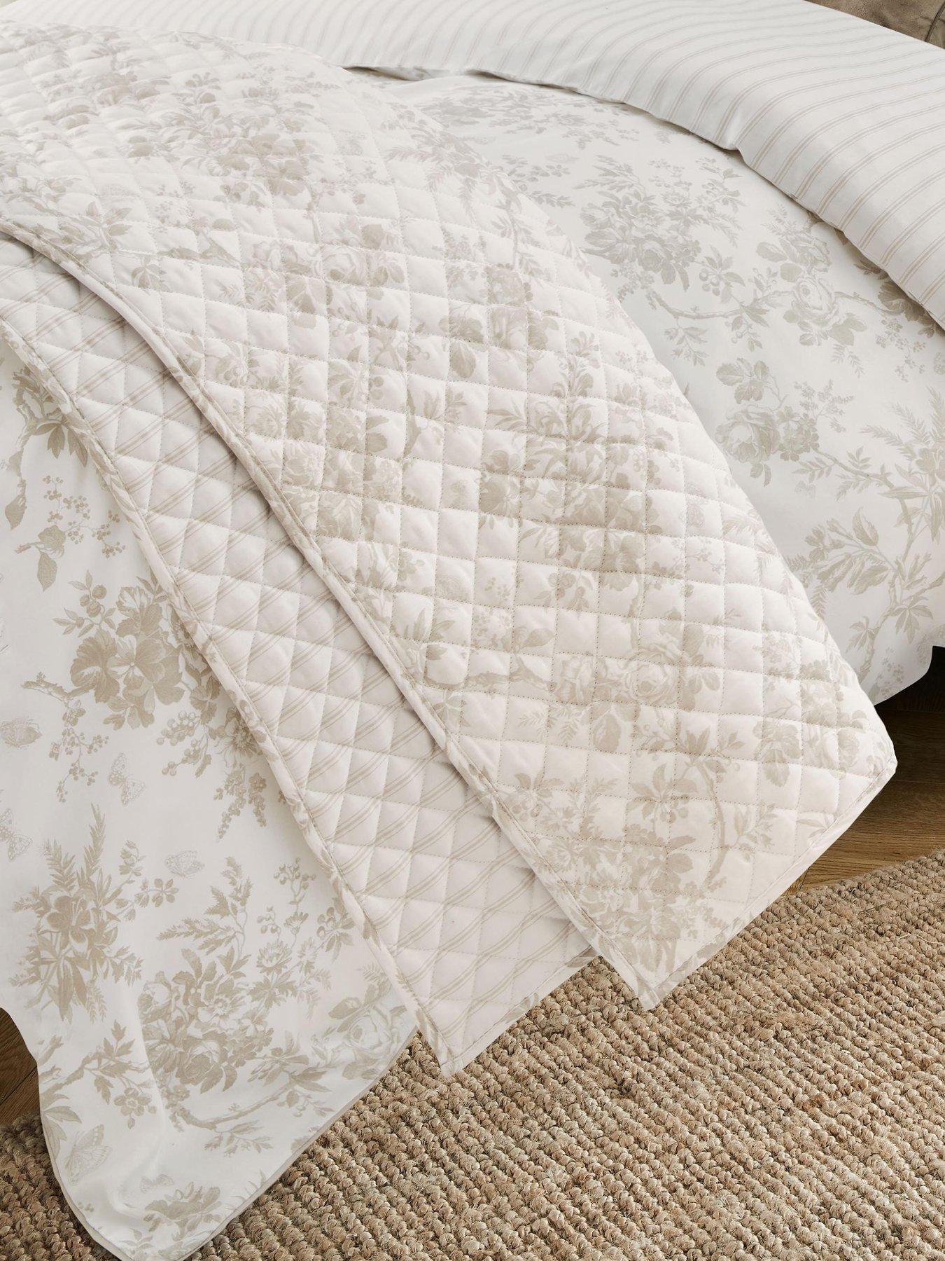 Laura Ashley Walled Garden Quilted Bedspread 235cm x 235cm