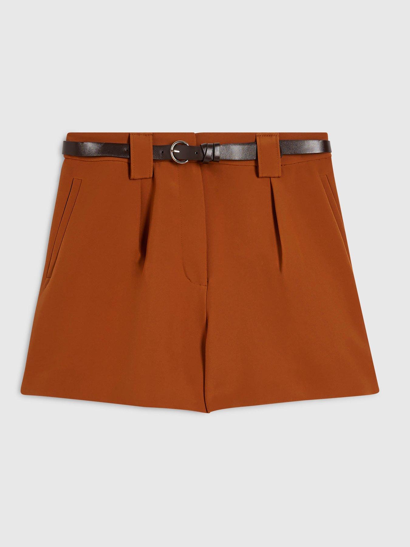 Image 5 of 6 of River Island Core Belted Structured Short - Brown