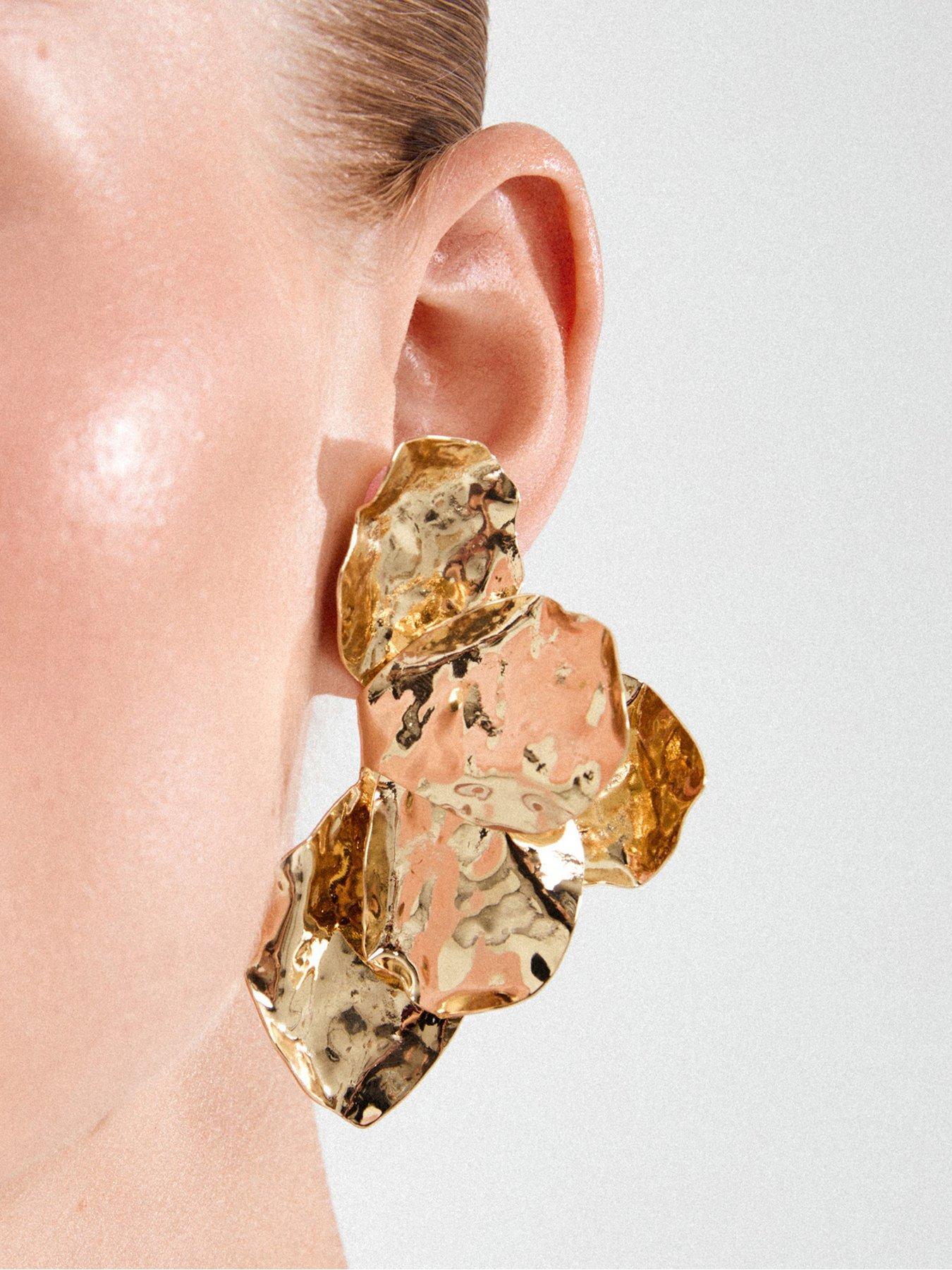 Image 4 of 4 of Pilgrim VIREL earrings gold-plated