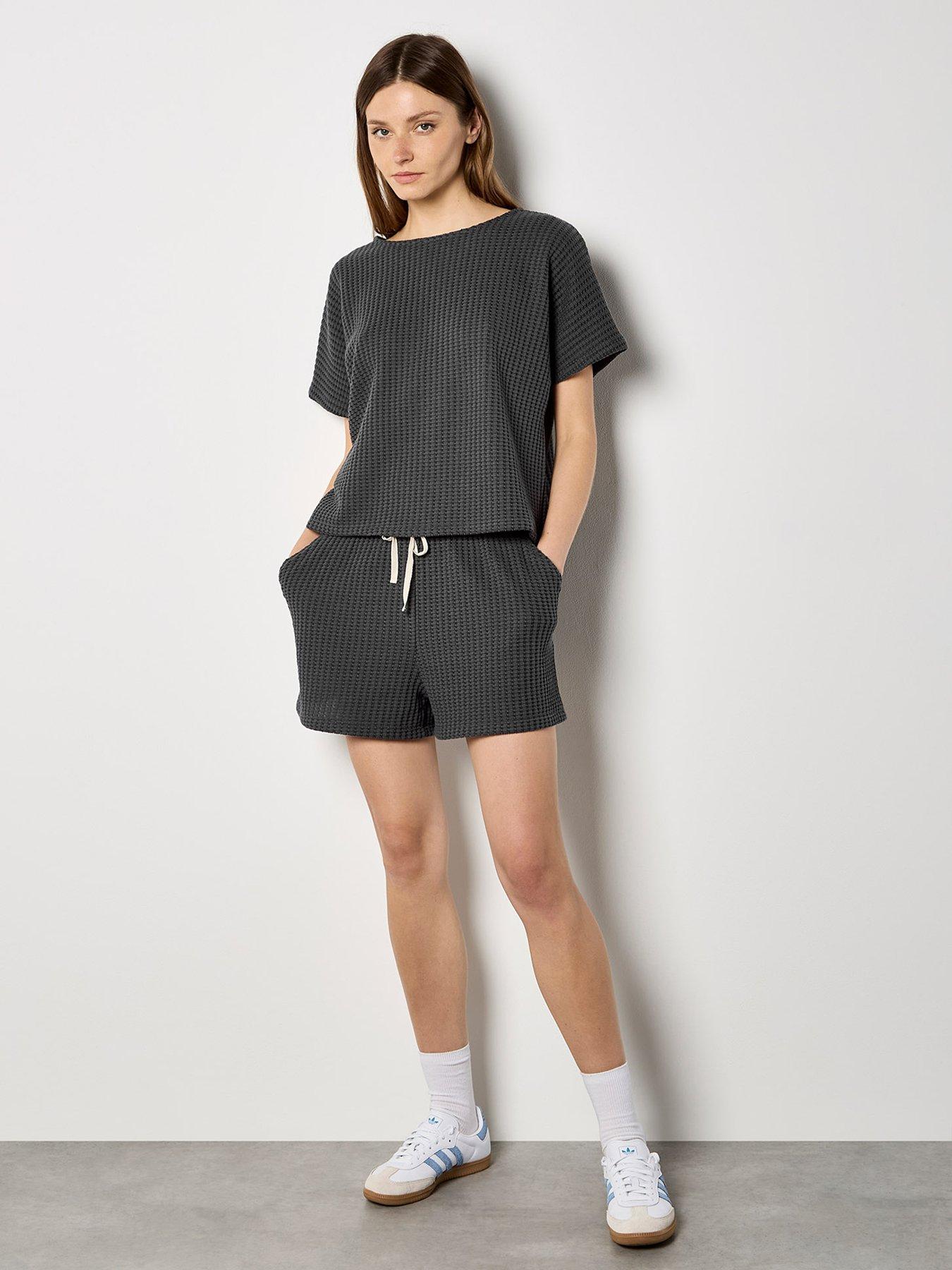 Apricot Dry Waffle Fabric Shorts - Grey