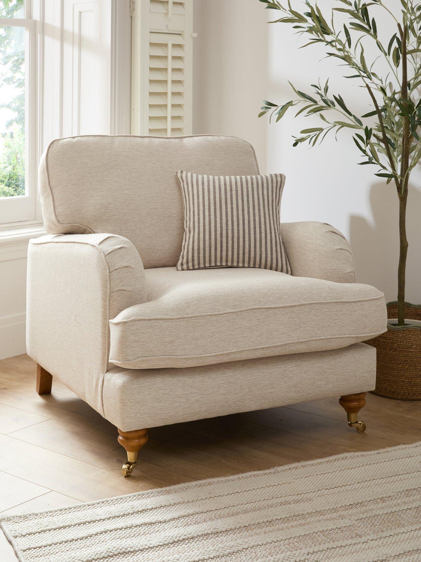 The Very Collection Bay Plain Chair