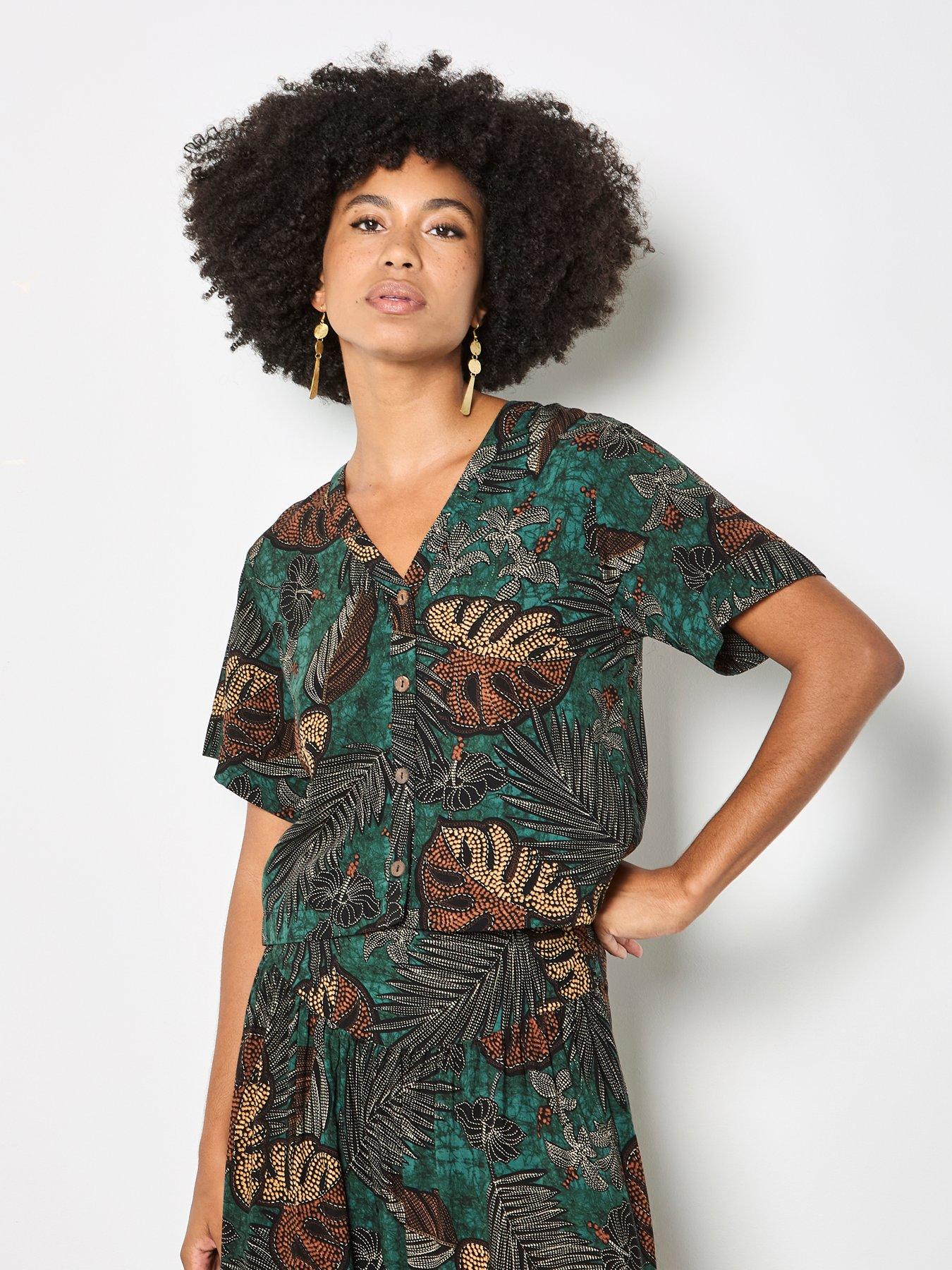 Apricot Cropped Palm Print Shirt