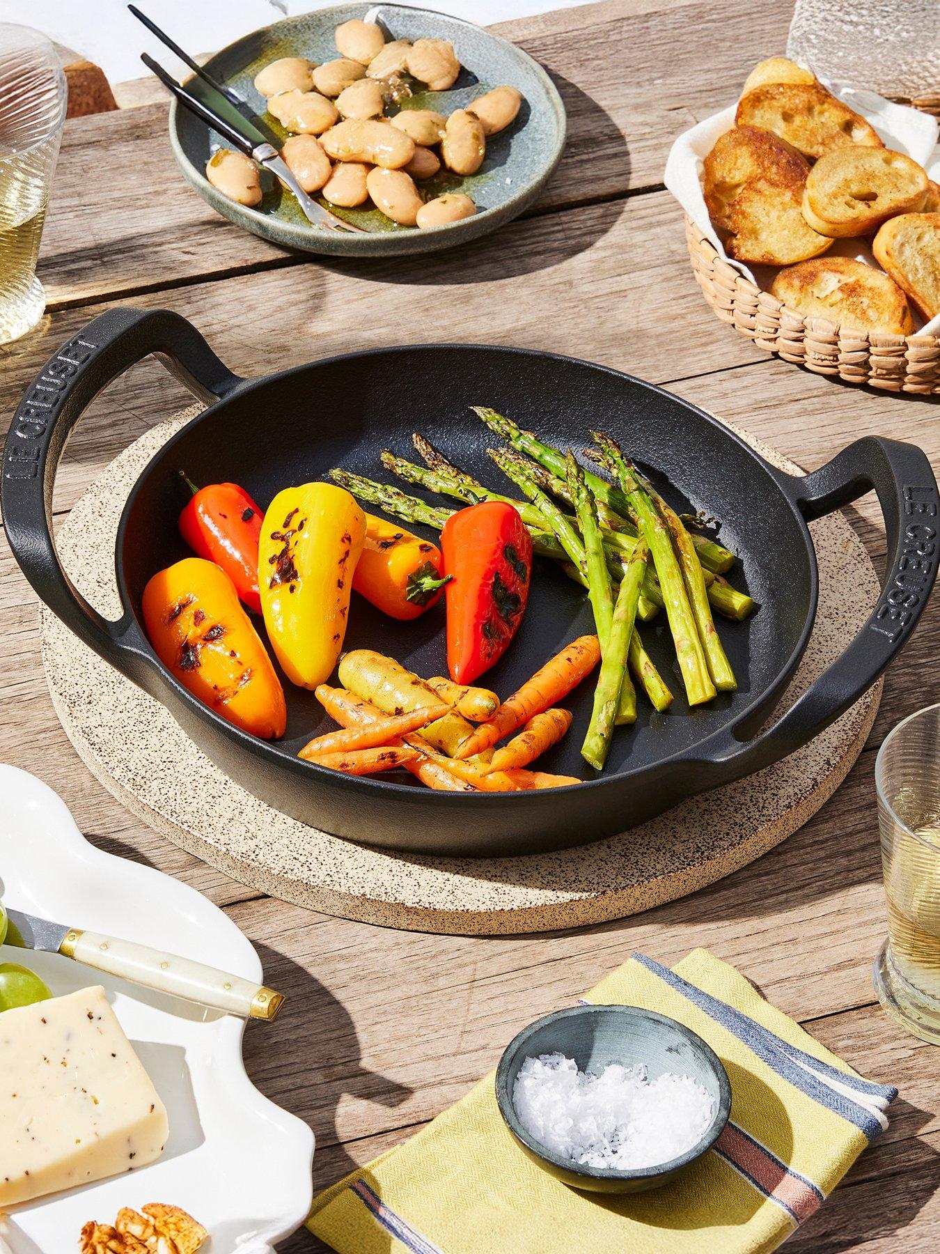 Image 1 of 6 of Le Creuset Cast Iron Bbq Round Skillet 25cm Satin Black