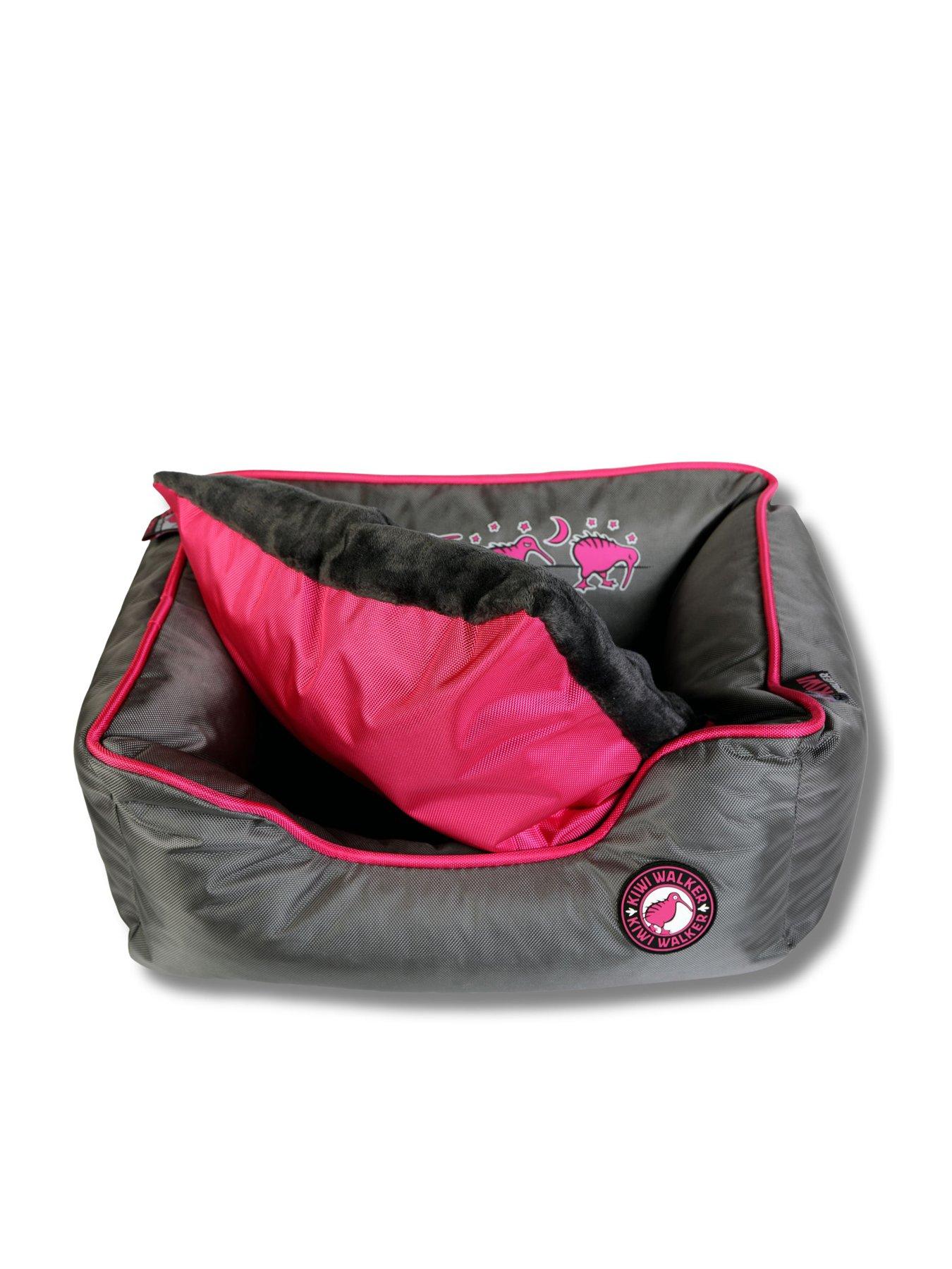 Image 4 of 5 of Kiwi Walker Blue Running Border Bed - XL