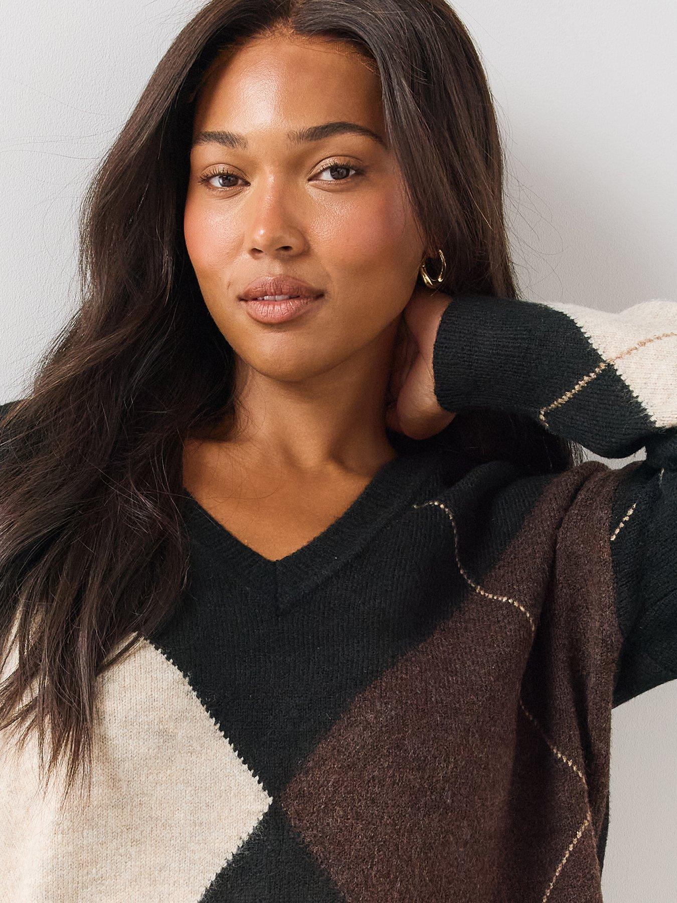 Image 4 of 6 of The Very Collection Womens Curve Argyle V Neck Jumper - Multi