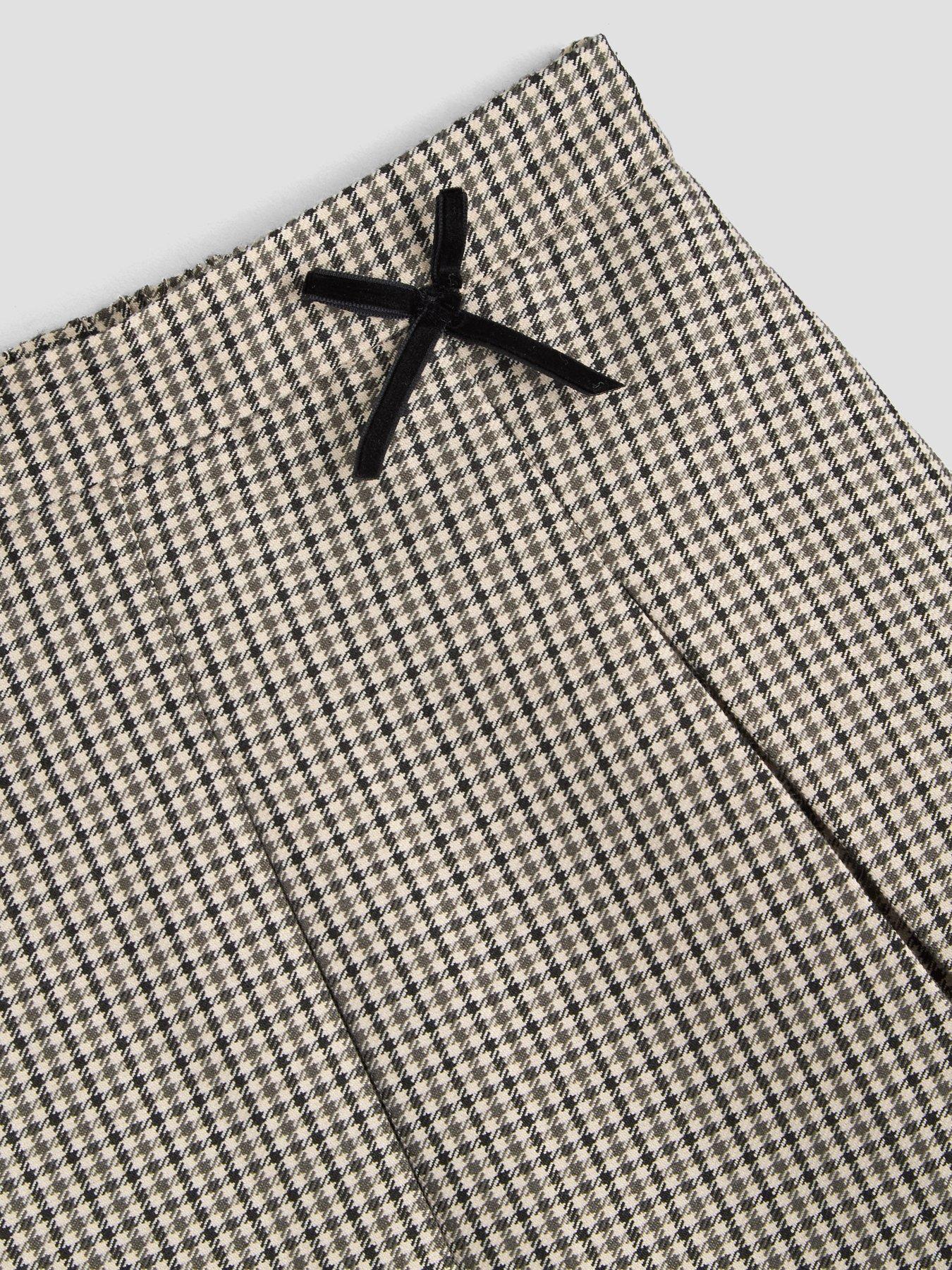 Image 3 of 4 of The Very Collection Girls Pleat Check Skirt (2 - 12 years) - Cream