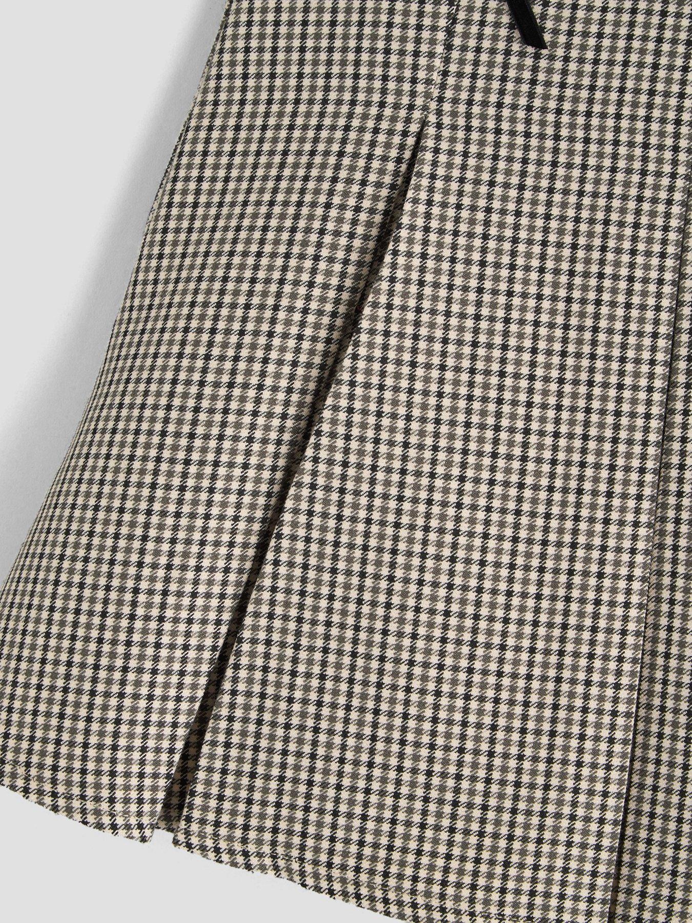 Image 4 of 4 of The Very Collection Girls Pleat Check Skirt (2 - 12 years) - Cream