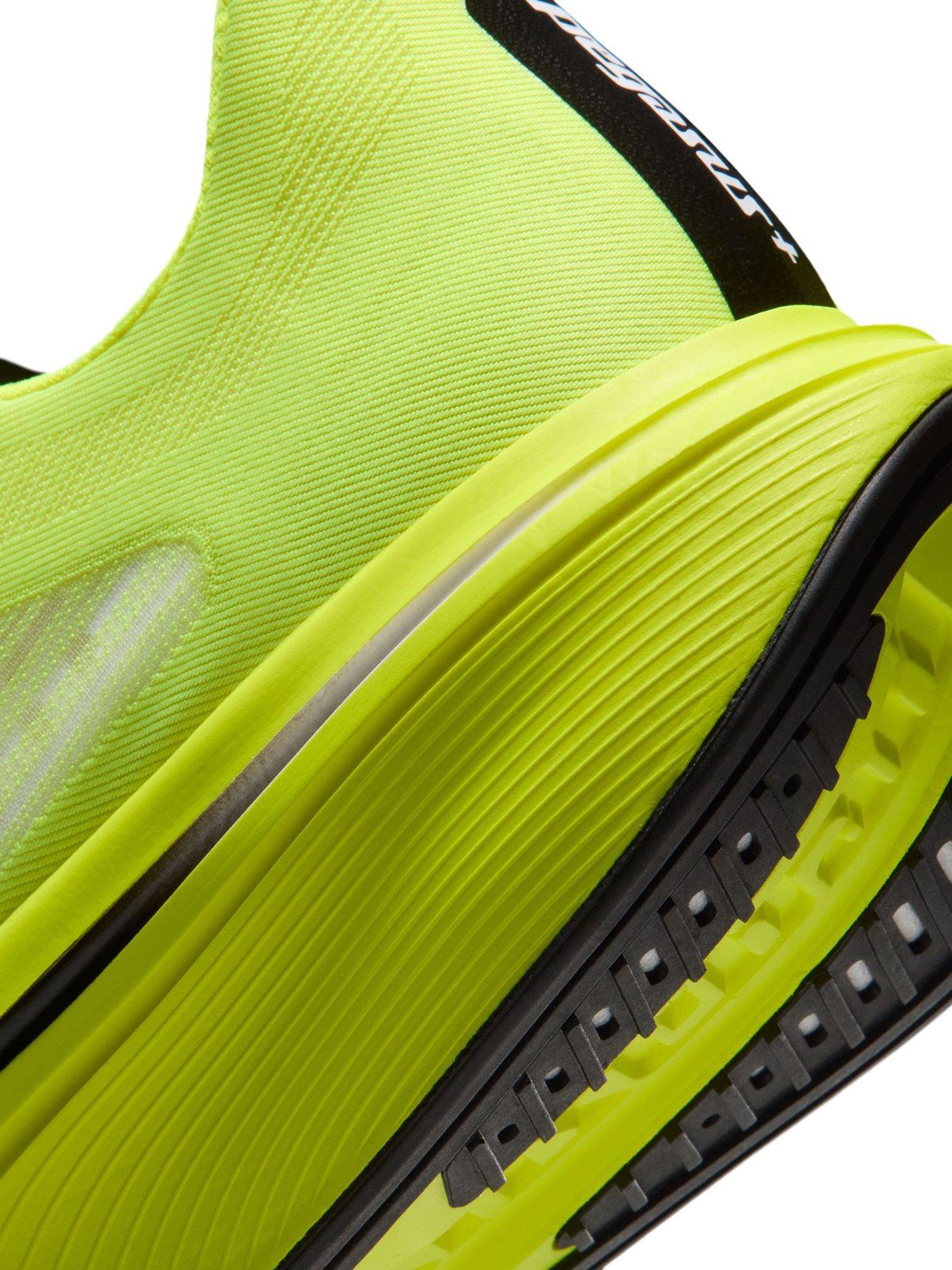 Image 7 of 7 of Nike Nike Mens Running Pegasus Plus 2 Trainers - Yellow