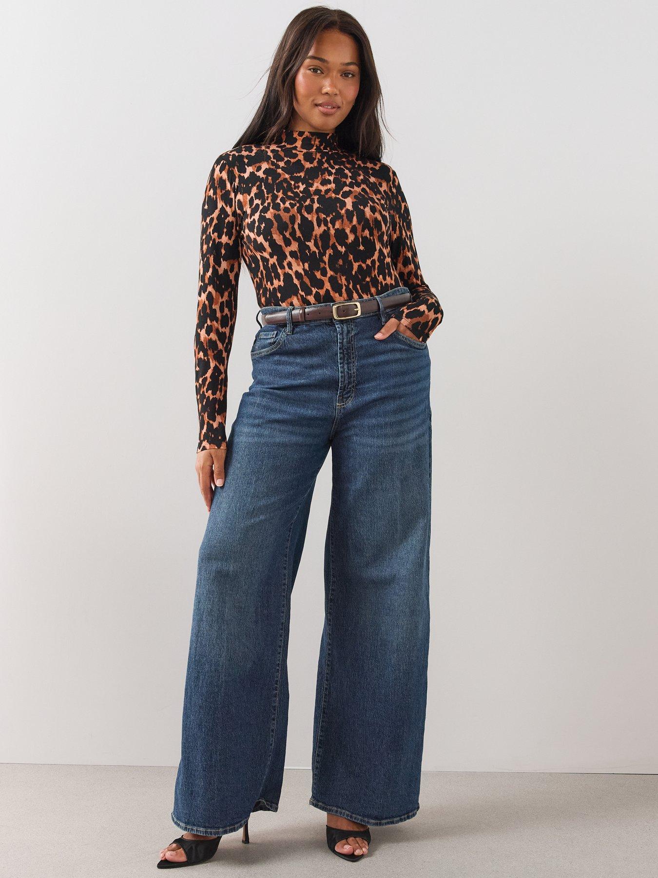 Image 5 of 6 of The Very Collection Womens Curve Turtle Neck Stretch Top - Leopard Print