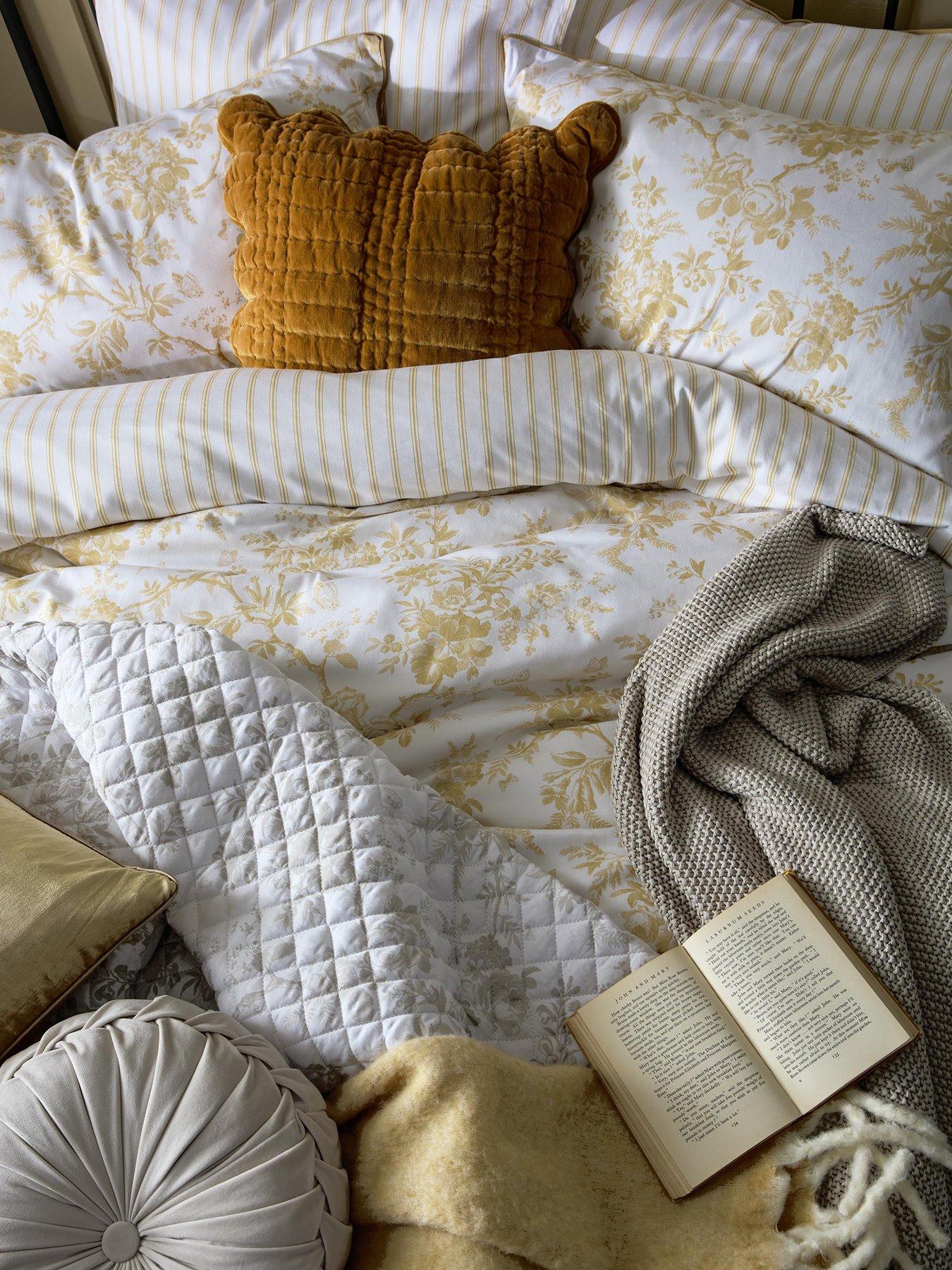 Image 6 of 7 of Laura Ashley Walled Garden 100% Cotton Quilt Set Ochre Yellow