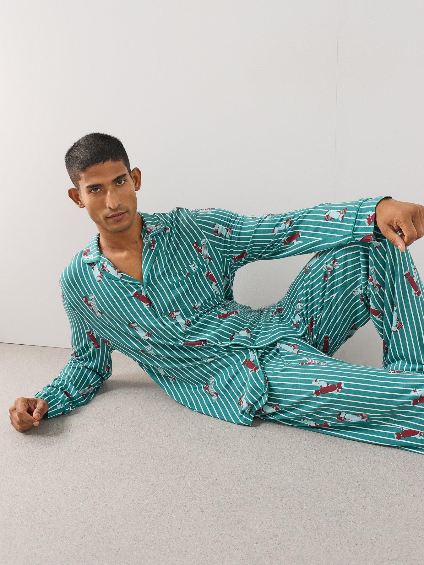Image 5 of 7 of The Very Collection Mens Family Christmas Pyjama Stripe Present Jersey Revere Set - Green