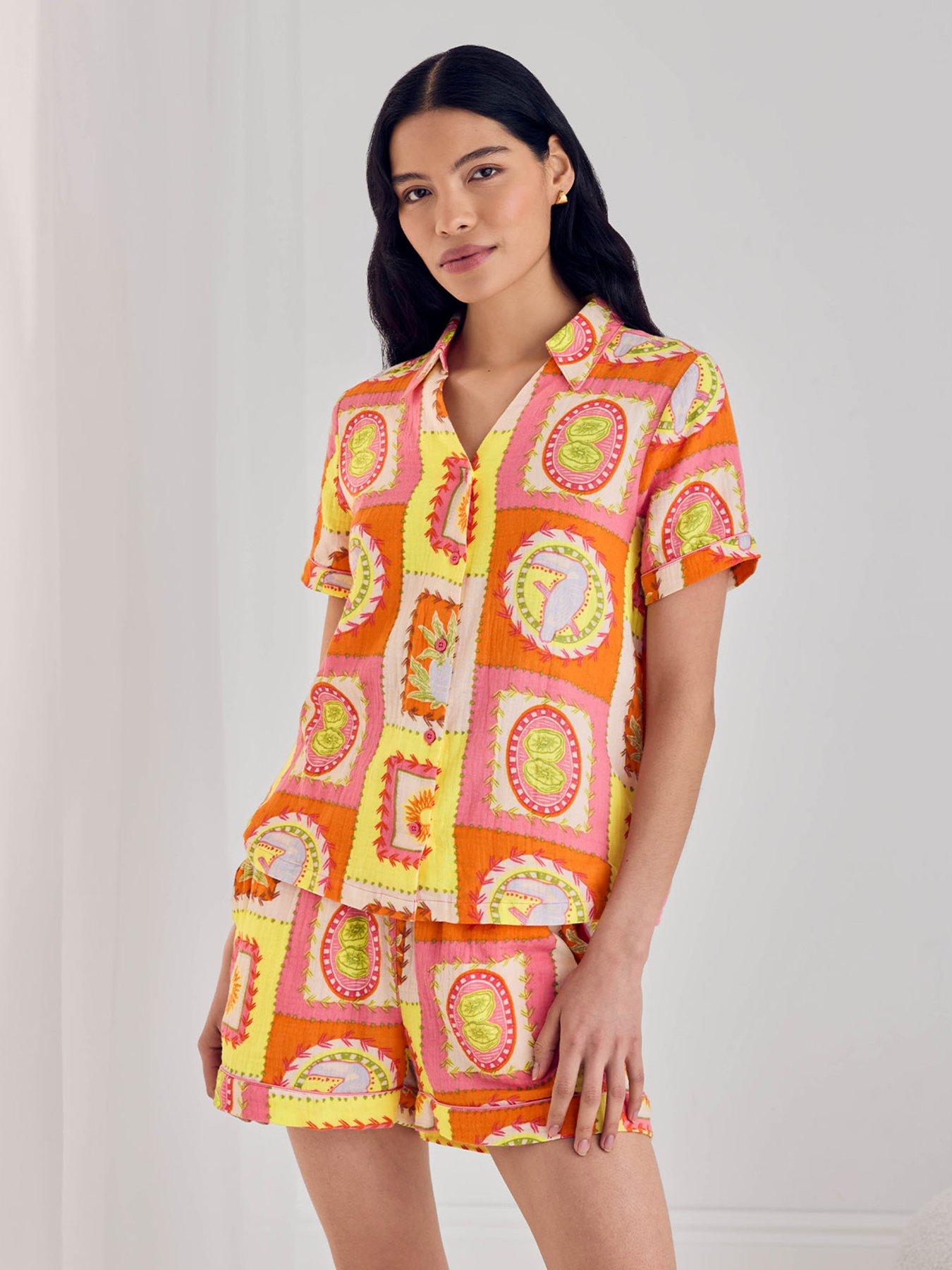 CHELSEA PEERS Chelsea Peers Linen Blend Tropical Patchwork Print Short Pyjama Set - Multi