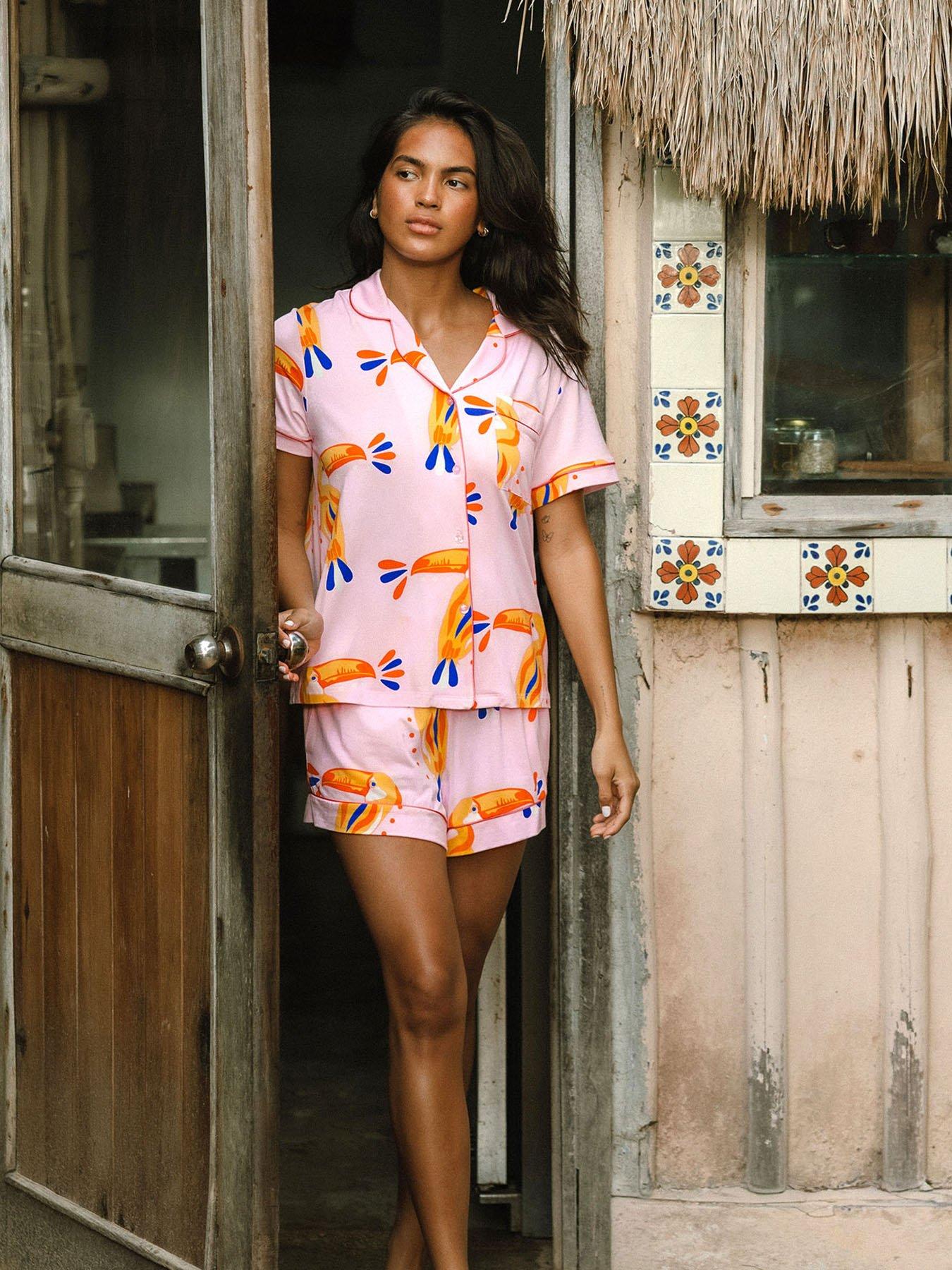 CHELSEA PEERS Modal Toucan Print Short Pyjama Set - Pink