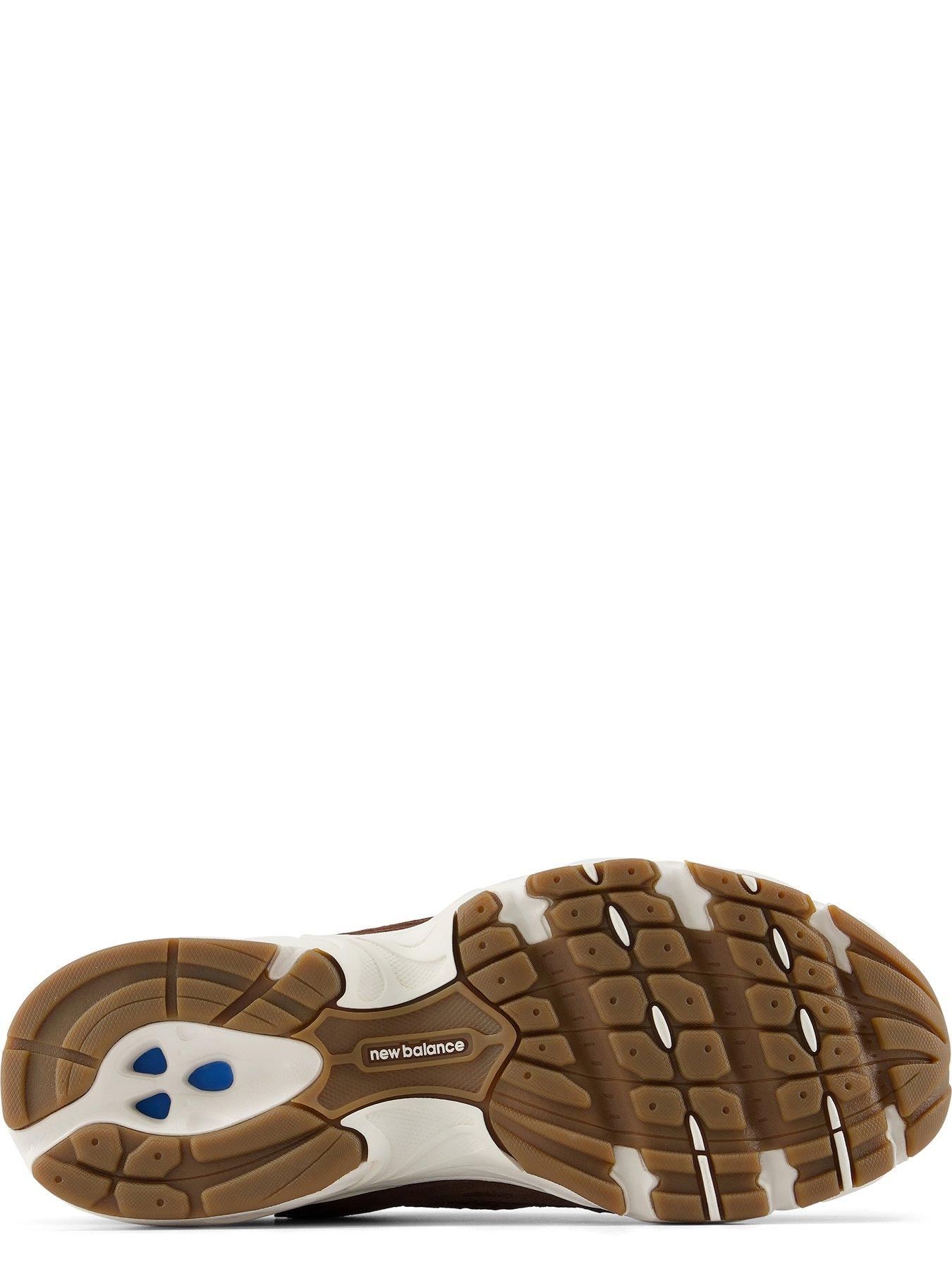 Image 5 of 6 of New Balance Womens 530 Chunky Mixed Texture Lace-Up Trainers - Brown