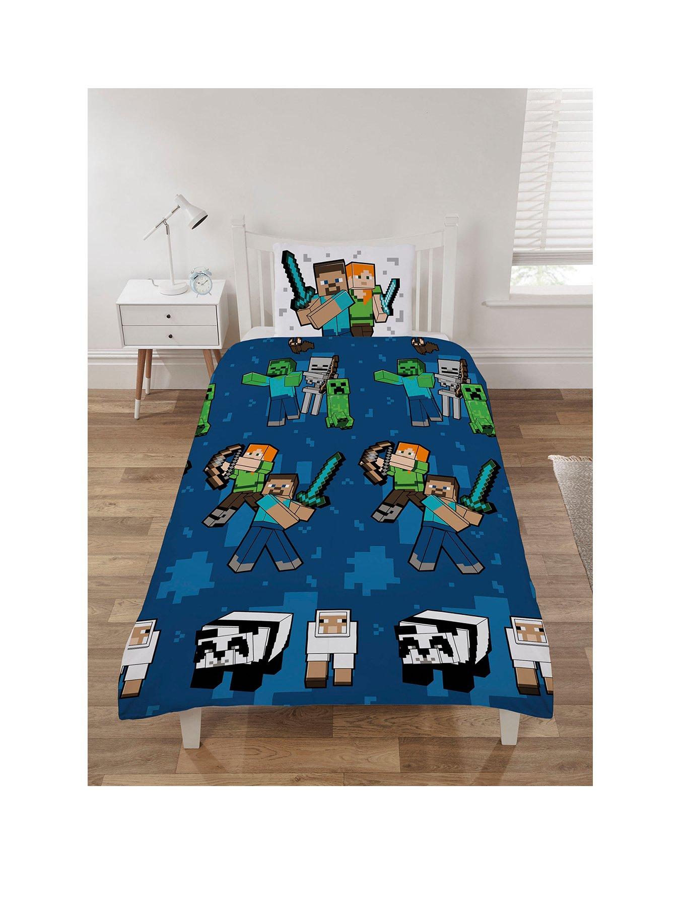 Image 2 of 3 of Minecraft Pixel Friends Single Duvet