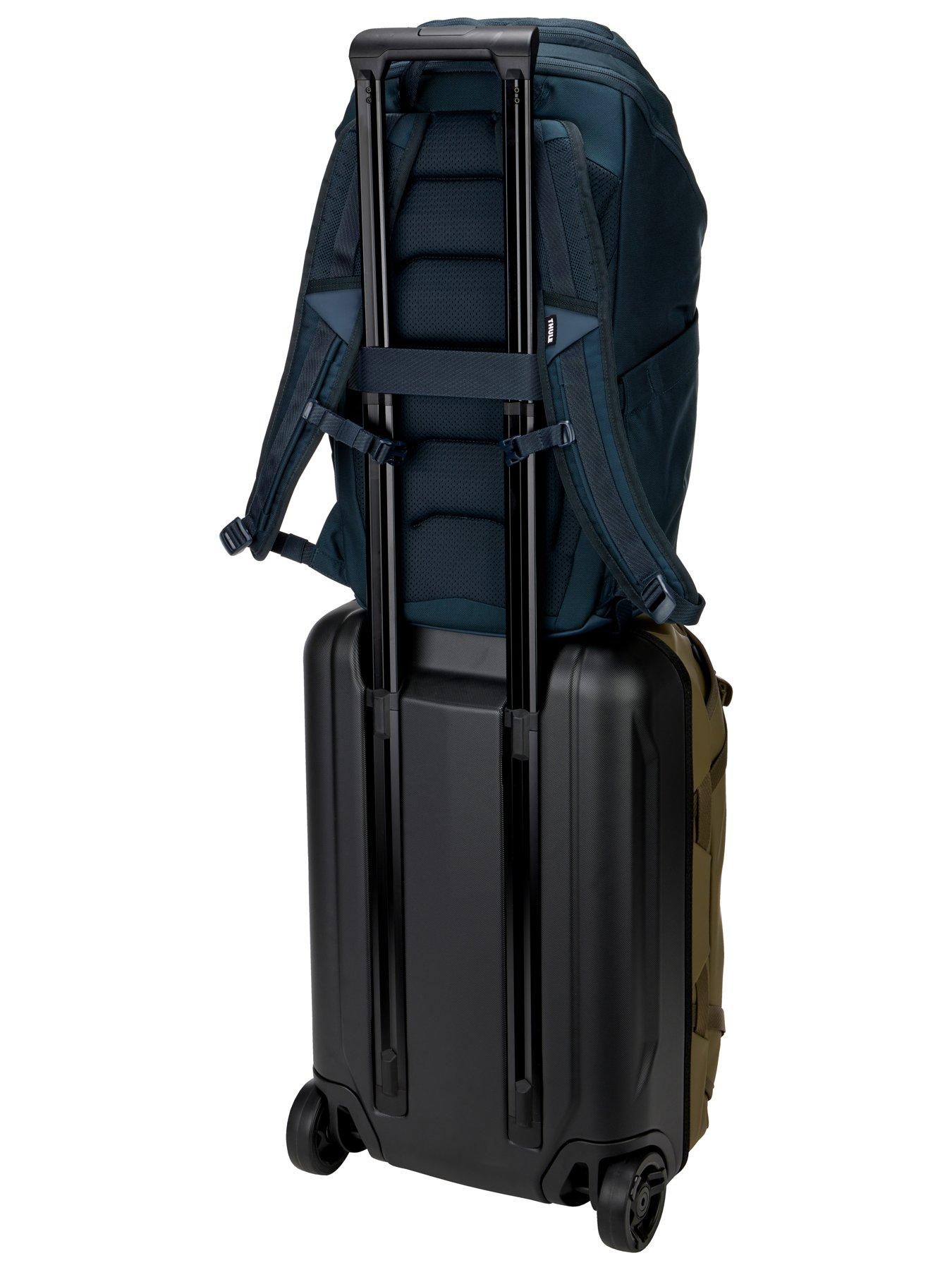 Image 5 of 6 of THULE Chasm Backpack 26L - Darkest Blue