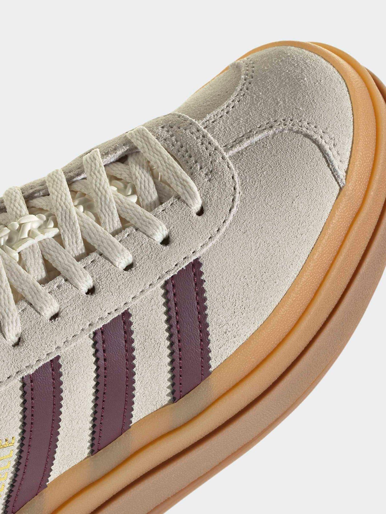 Image 7 of 7 of adidas Originals Junior Gazelle Bold Trainers - White