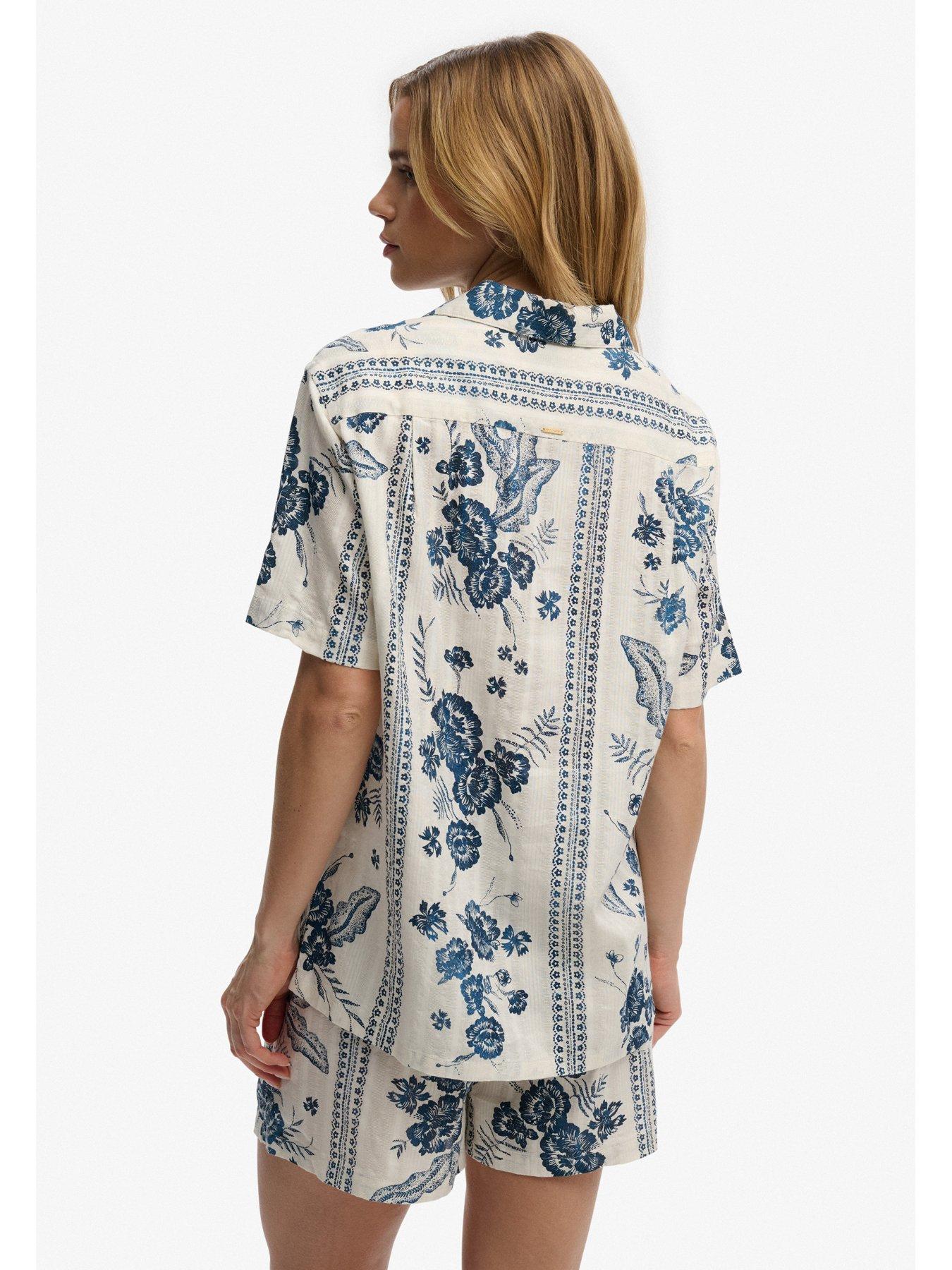 Image 2 of 5 of Superdry Beach Printed Short Sleeve Shirt - Cream
