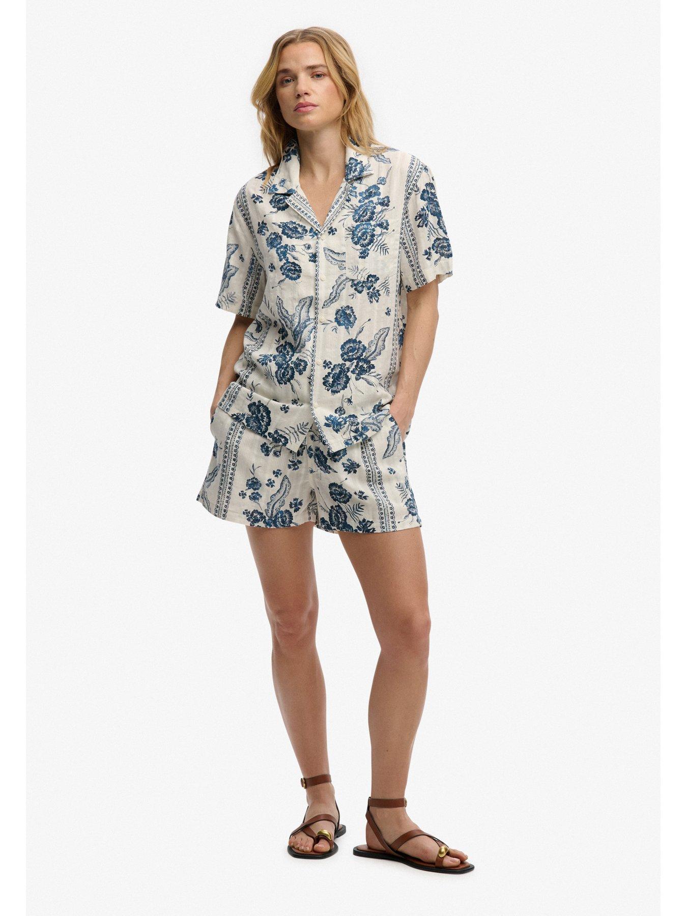 Image 3 of 5 of Superdry Beach Printed Short Sleeve Shirt - Cream