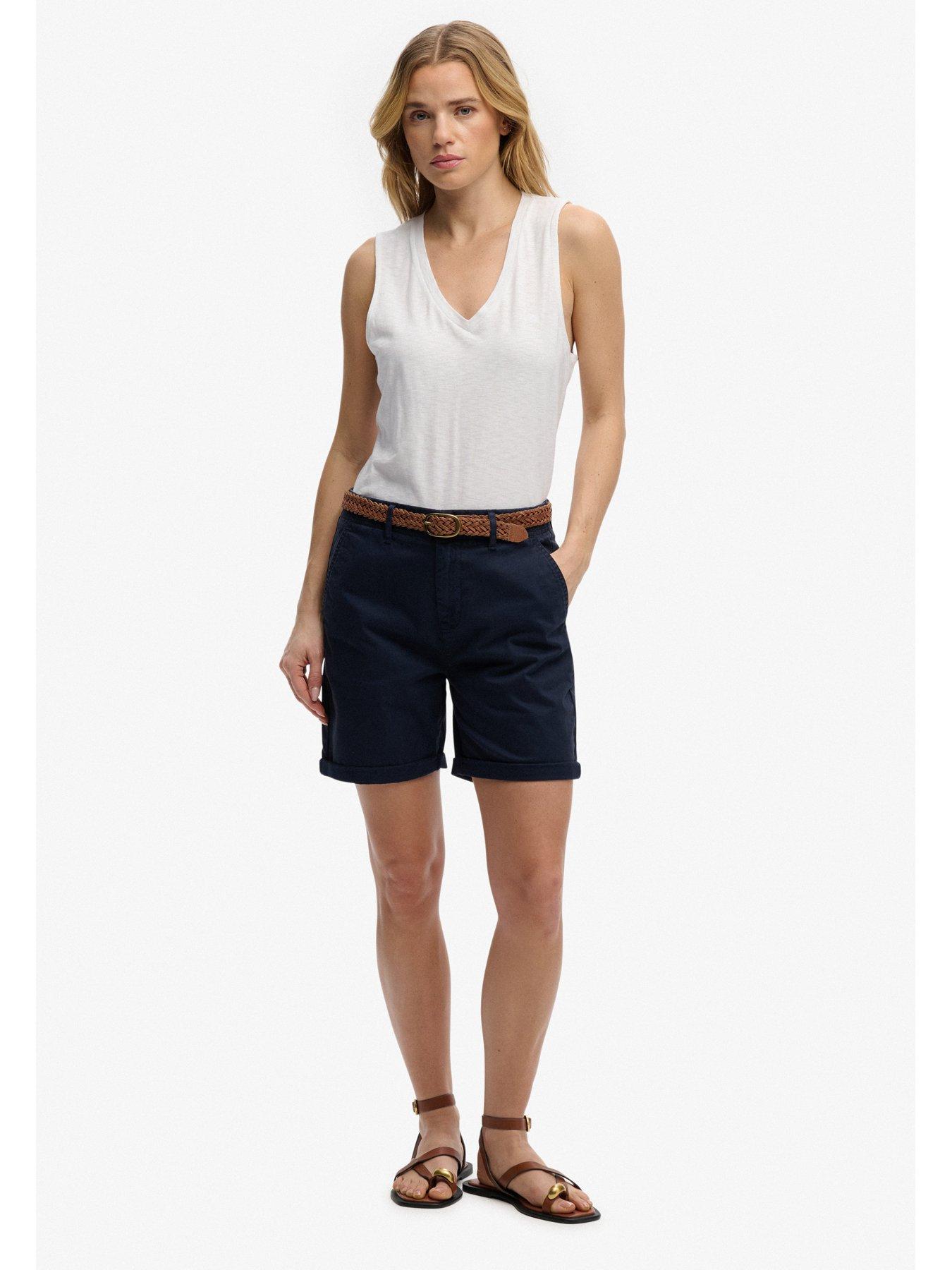 Image 3 of 6 of Superdry Studios Vee Neck Vest - White