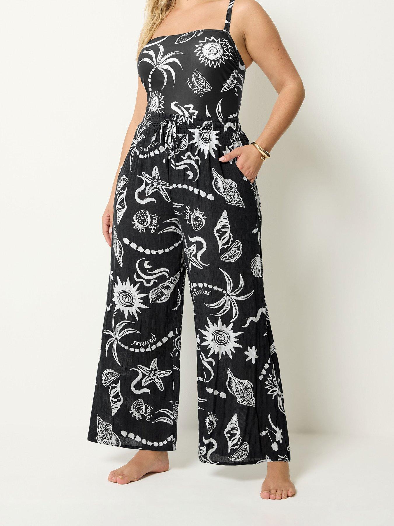 Image 3 of 4 of Yours Curve Shell Print Wide Leg Crinkle Trousers