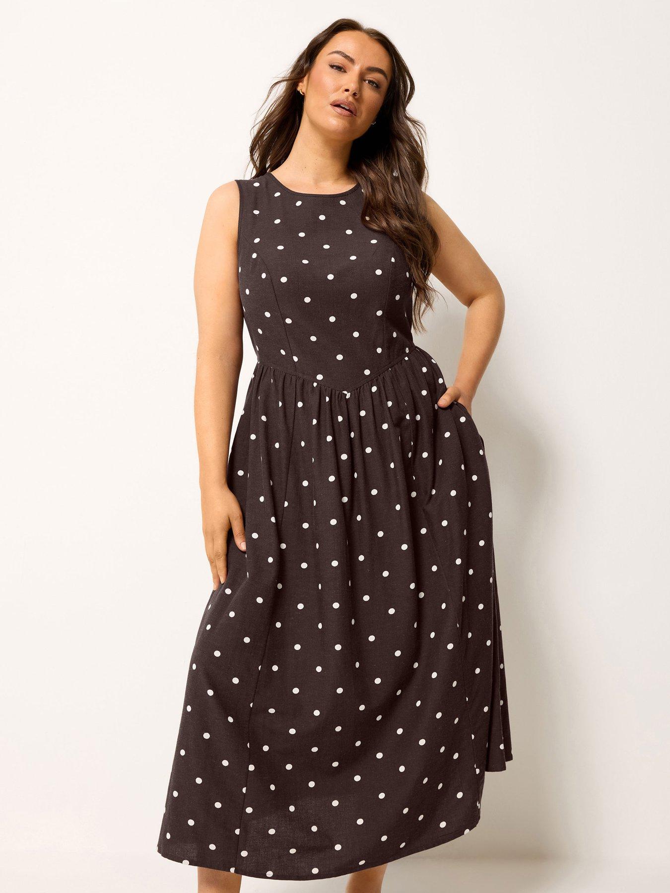 Yours Curve Linen V Detail Waist Midaxi Dress
